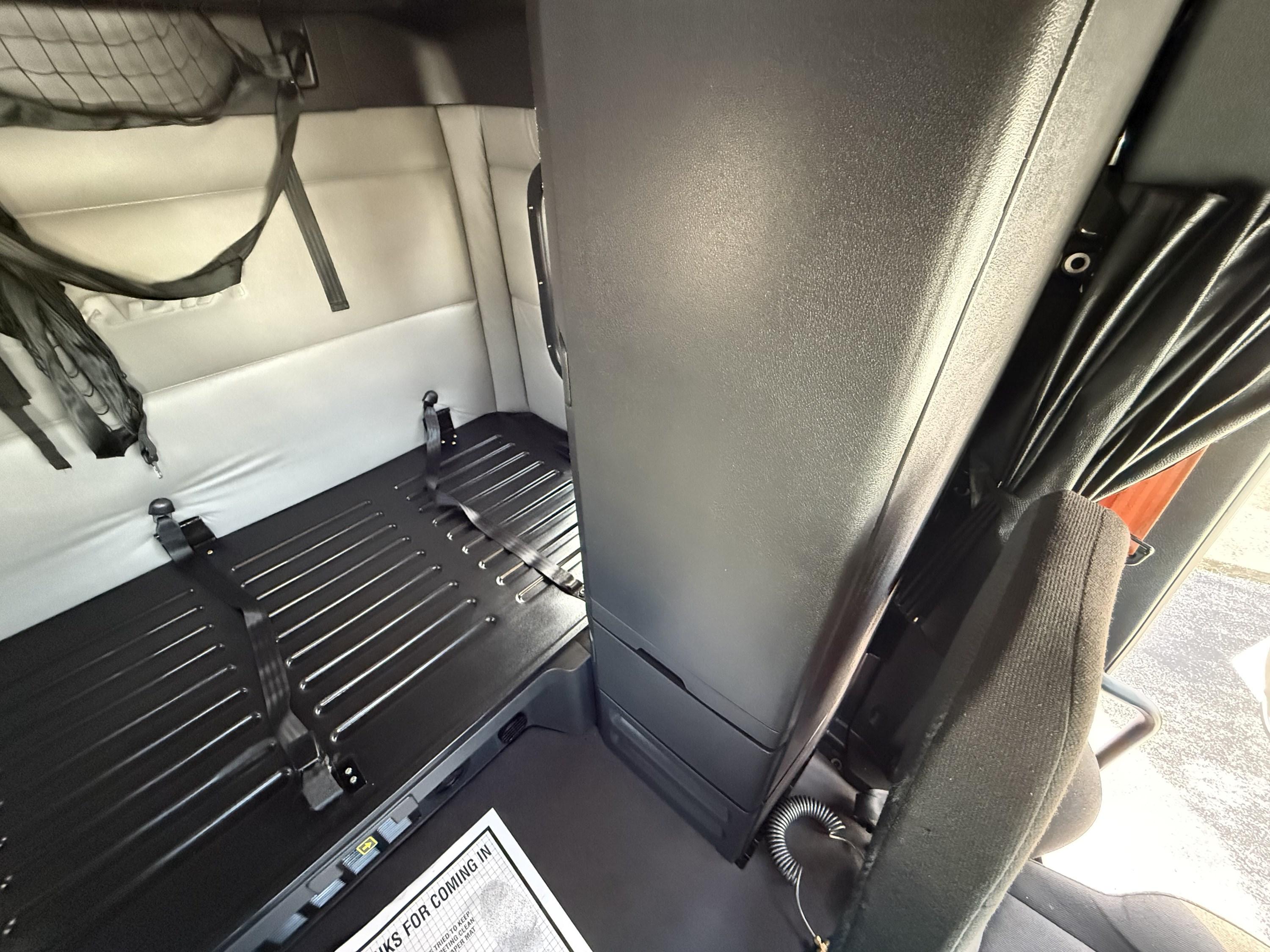 2020 Freightliner Cascadia — photo 11