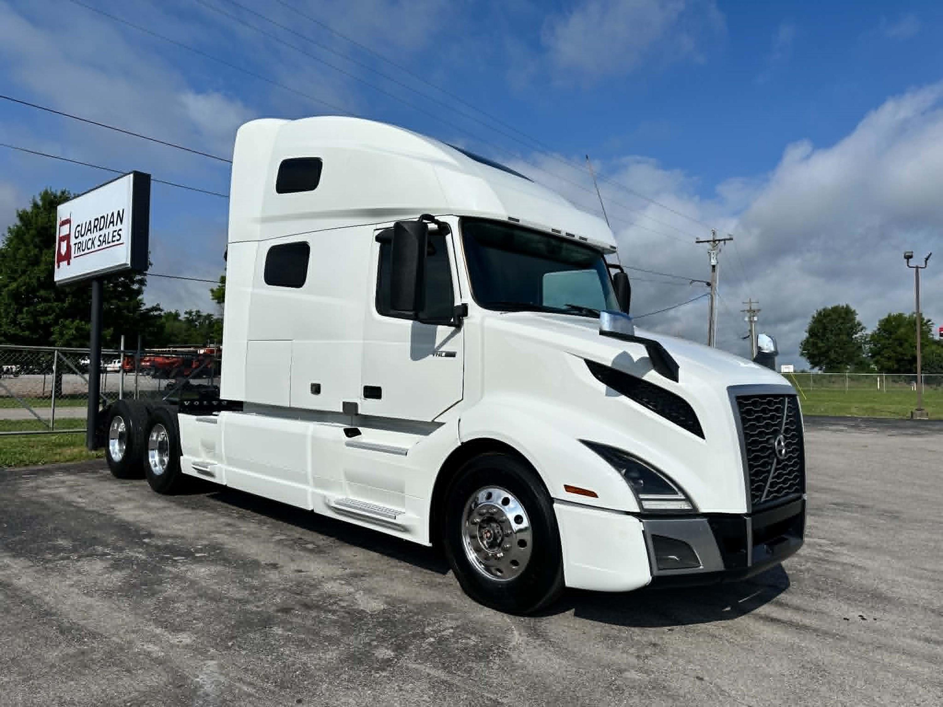 2020 Volvo VNL 760