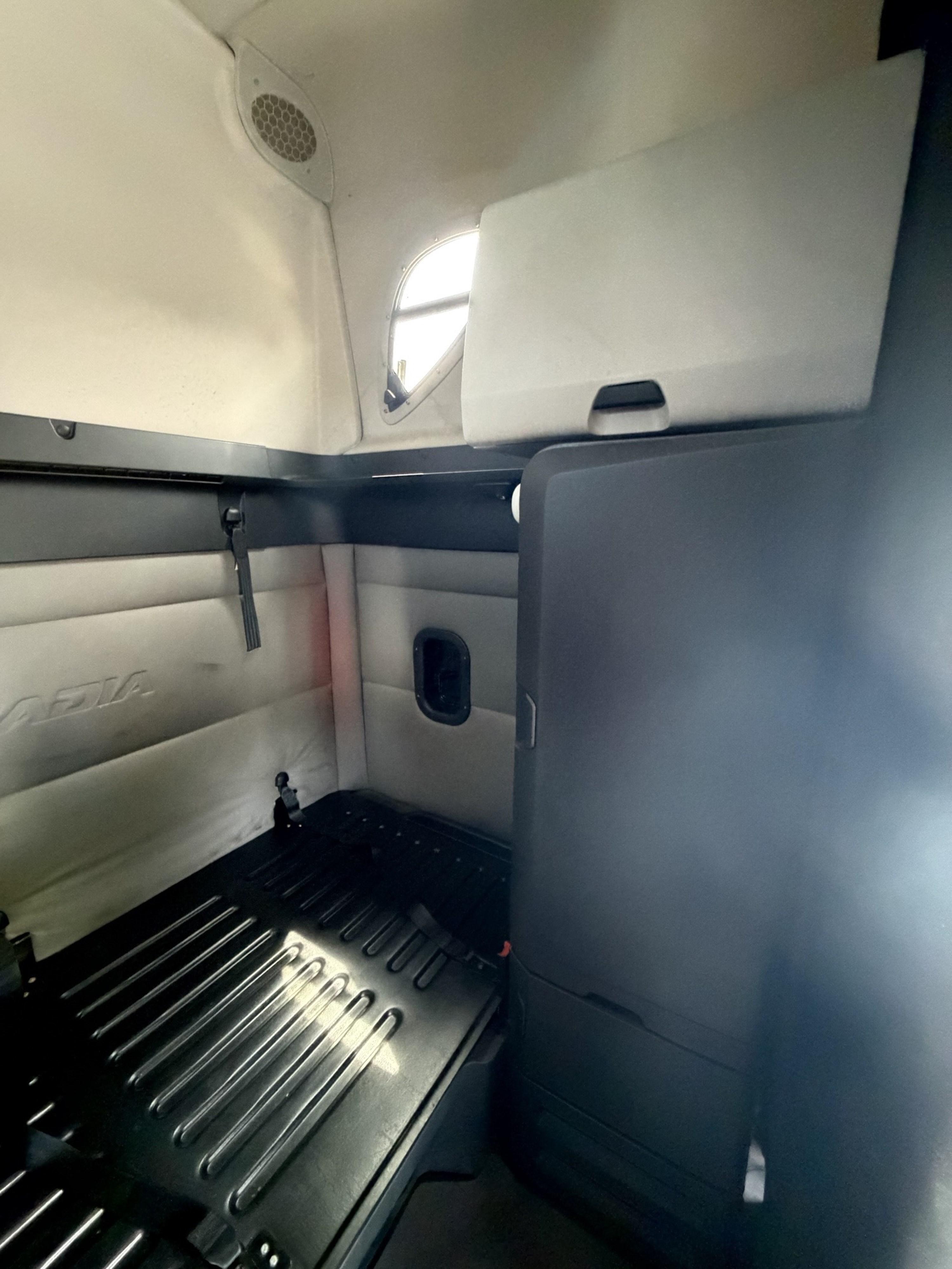 2019 Freightliner Cascadia in GUARDIAN ATLANTA — photo 9