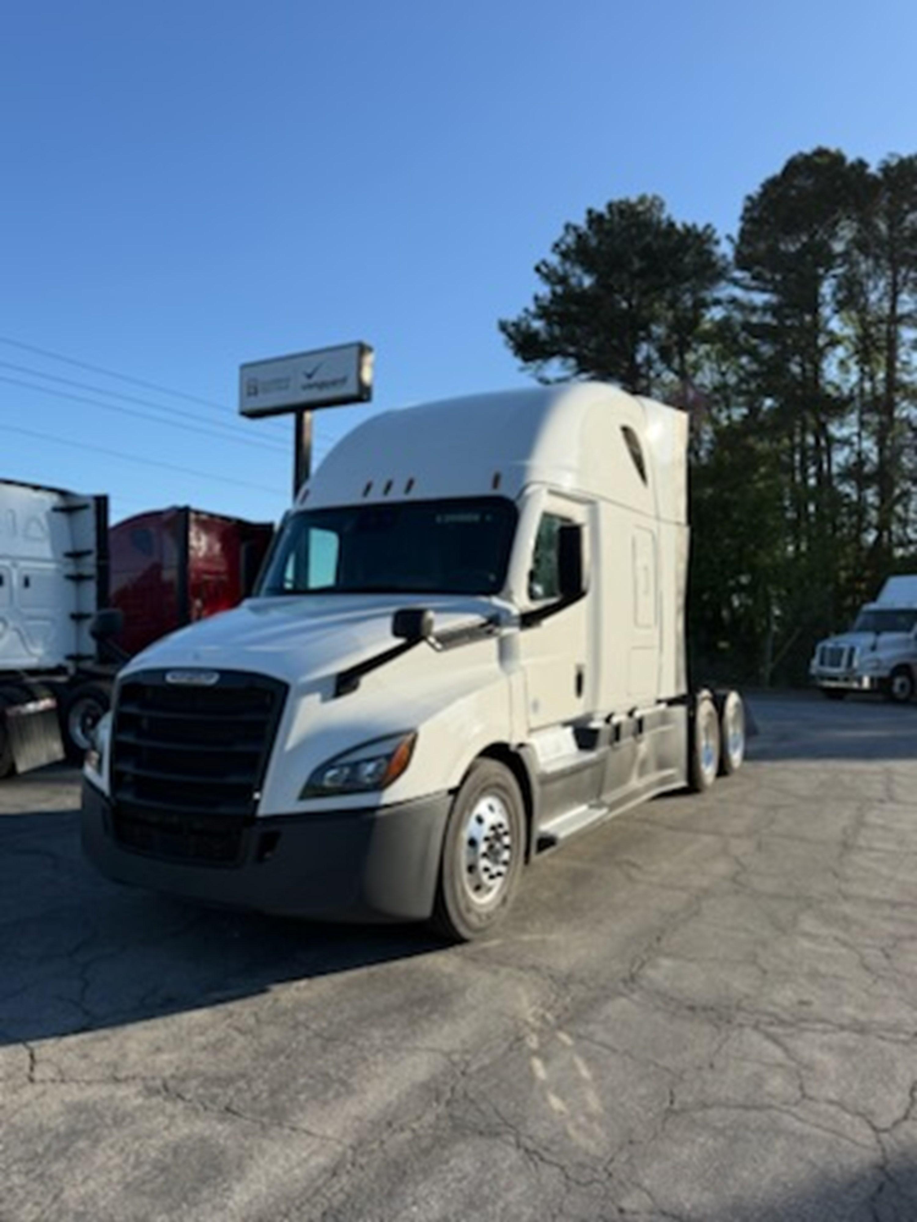 2024 Freightliner Cascadia