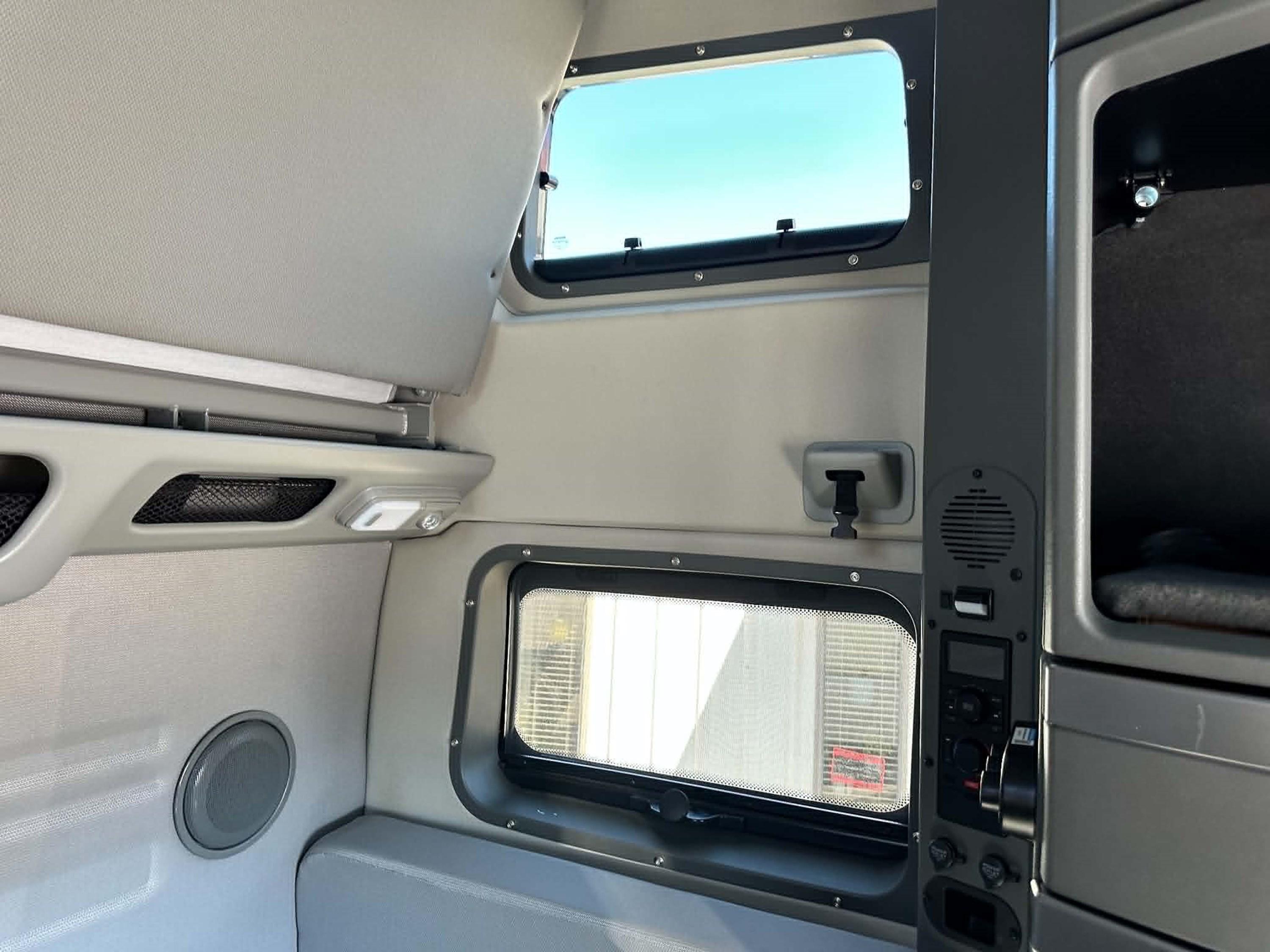 2024 Volvo VNL 860 in FRANKLIN, KY — photo 18