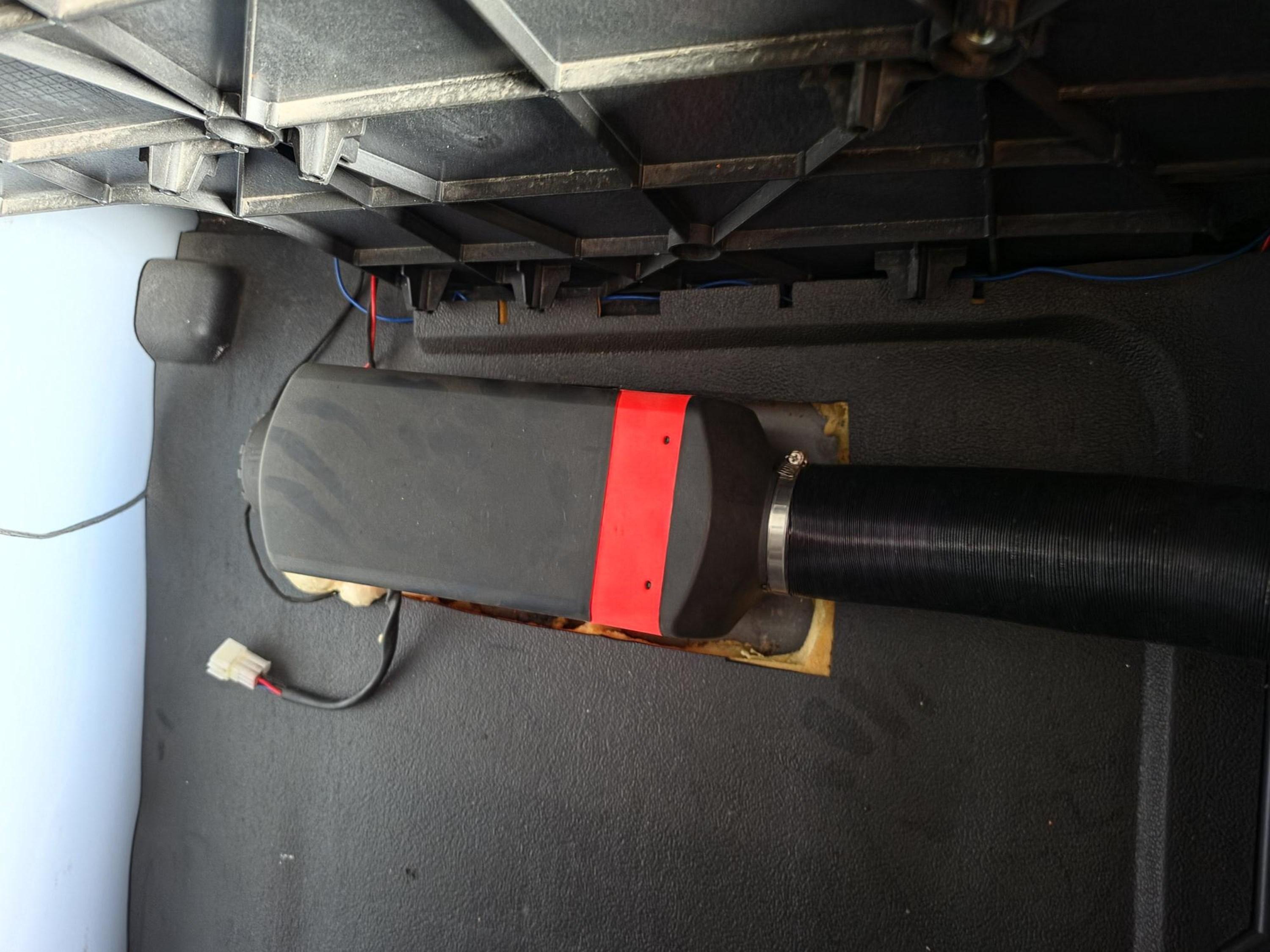 2022 Volvo VNL 760 in CAHOKIA, IL — photo 11