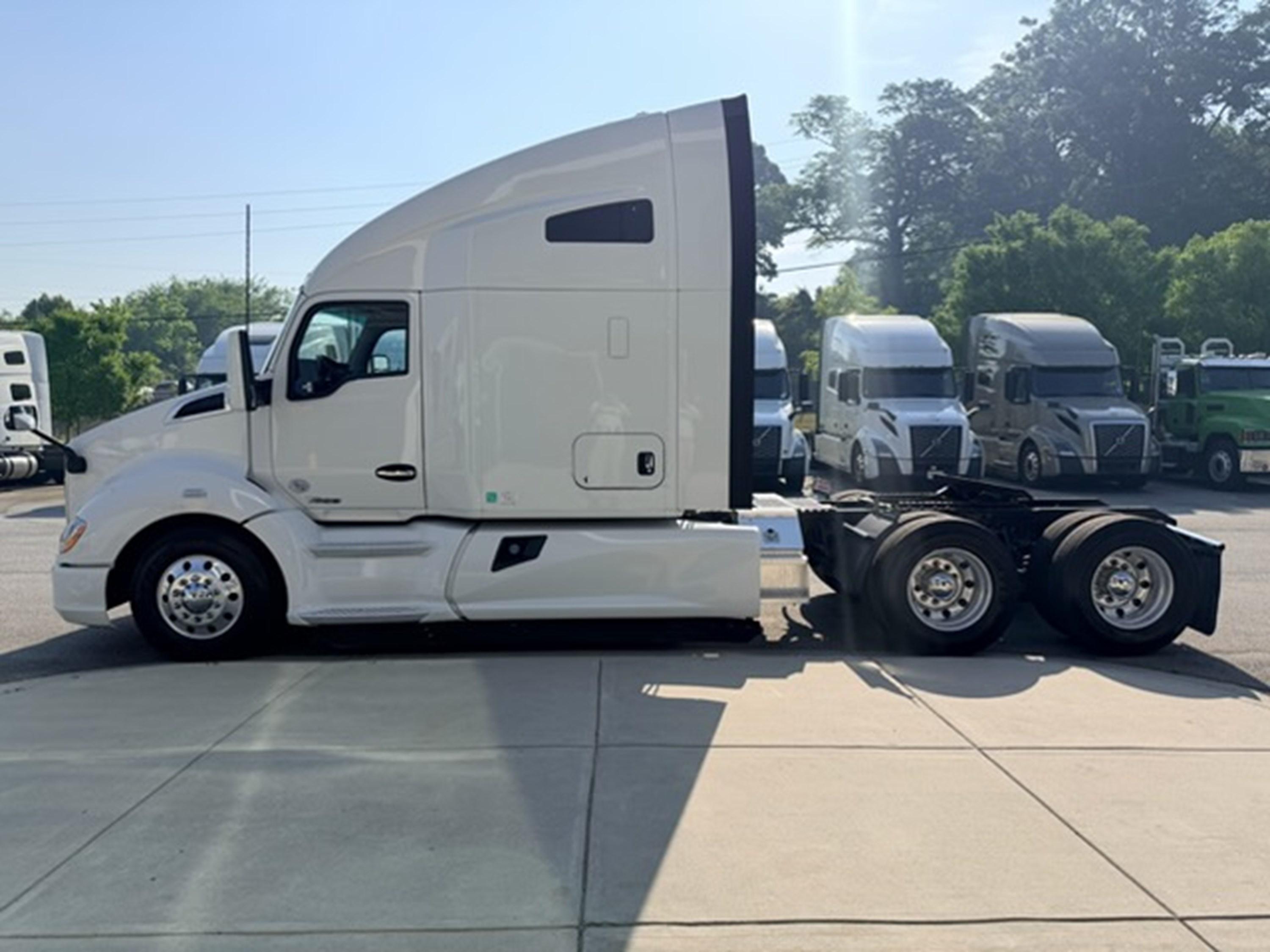 2022 Kenworth T680 in GA — photo 7