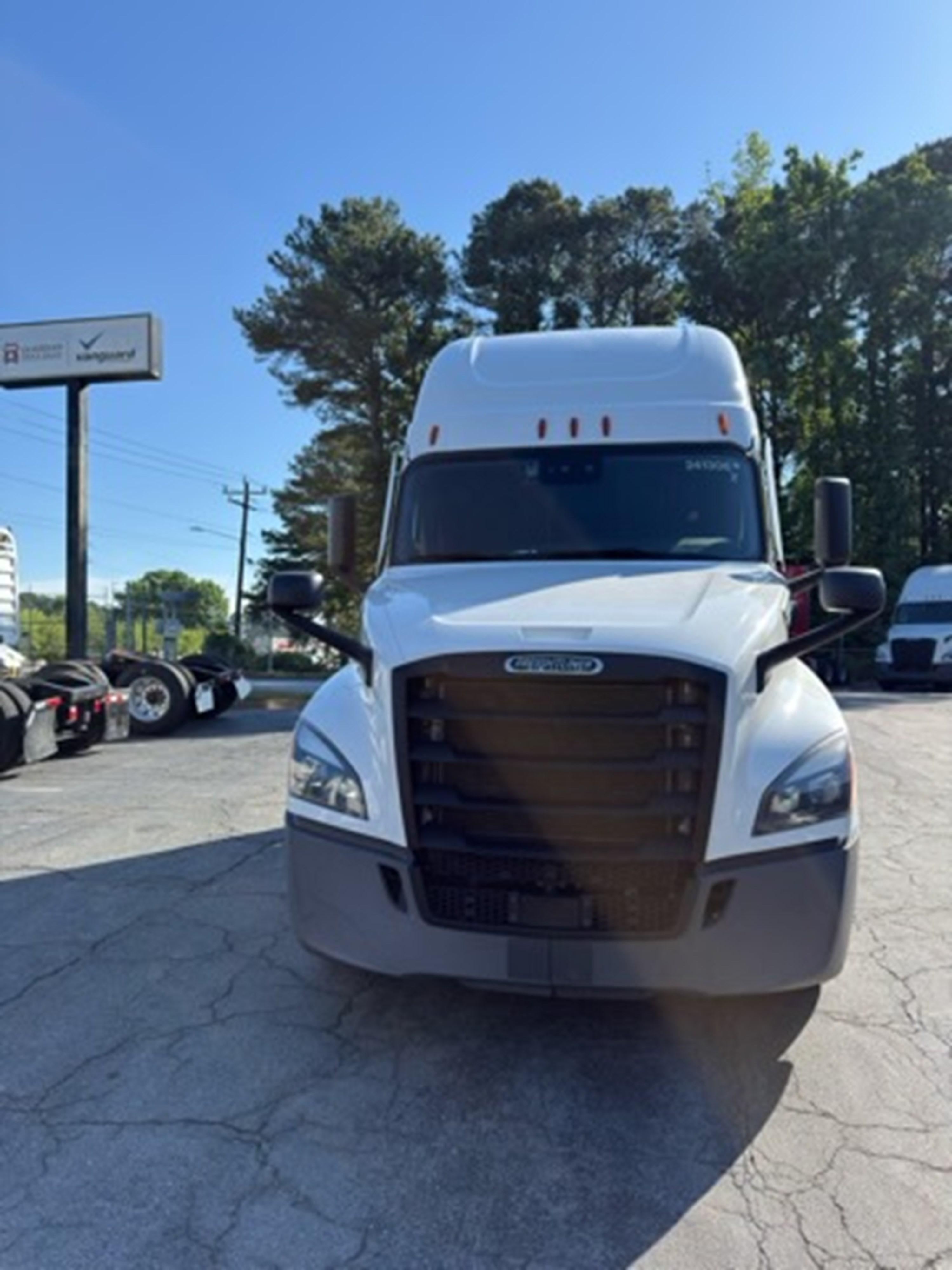2024 Freightliner Cascadia in GUARDIAN ATLANTA — photo 2