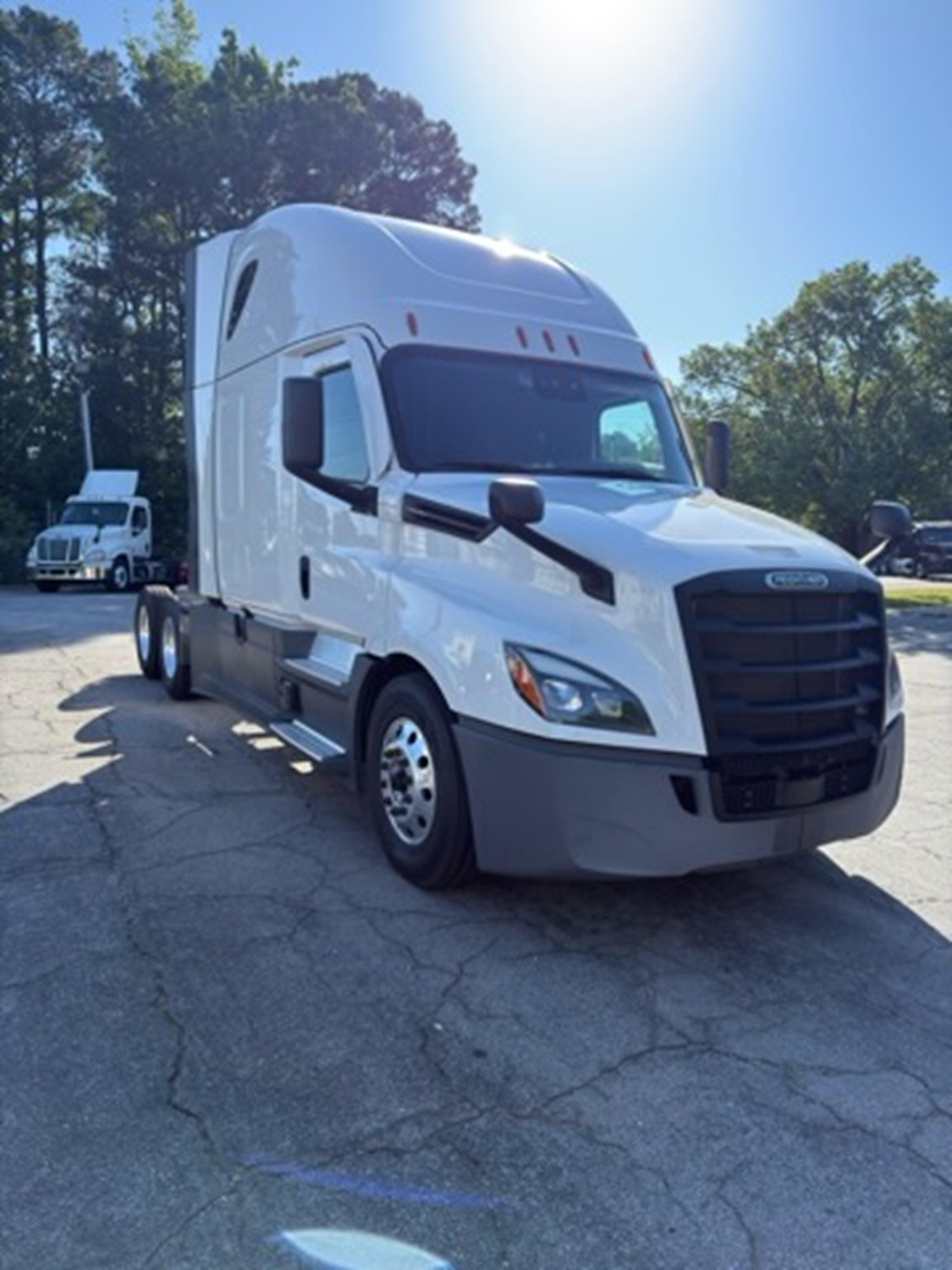 2024 Freightliner Cascadia in GUARDIAN ATLANTA — photo 3