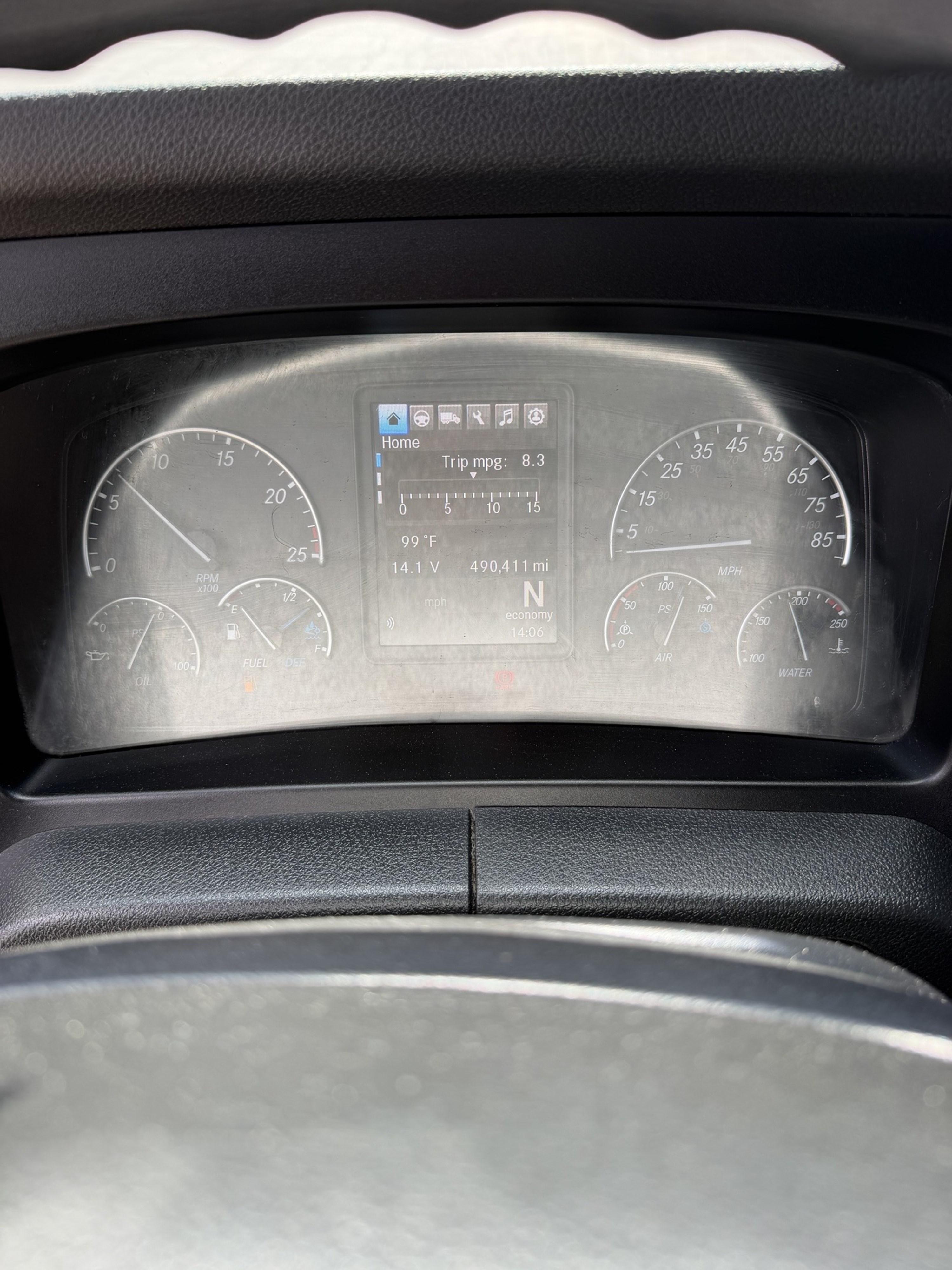 2024 Freightliner Cascadia in GUARDIAN ATLANTA — photo 10
