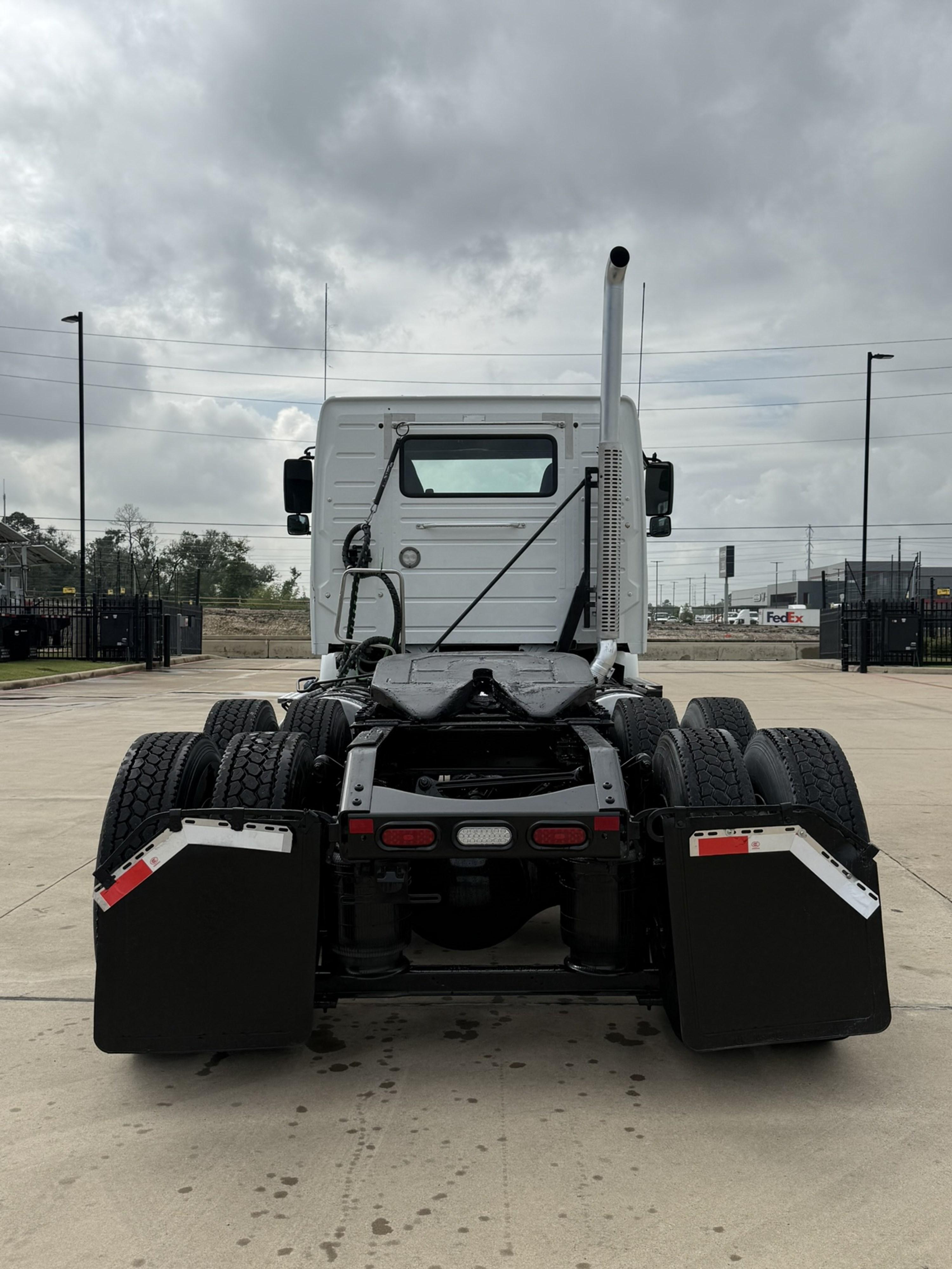 2018 Volvo in HOUSTON, TX — photo 6
