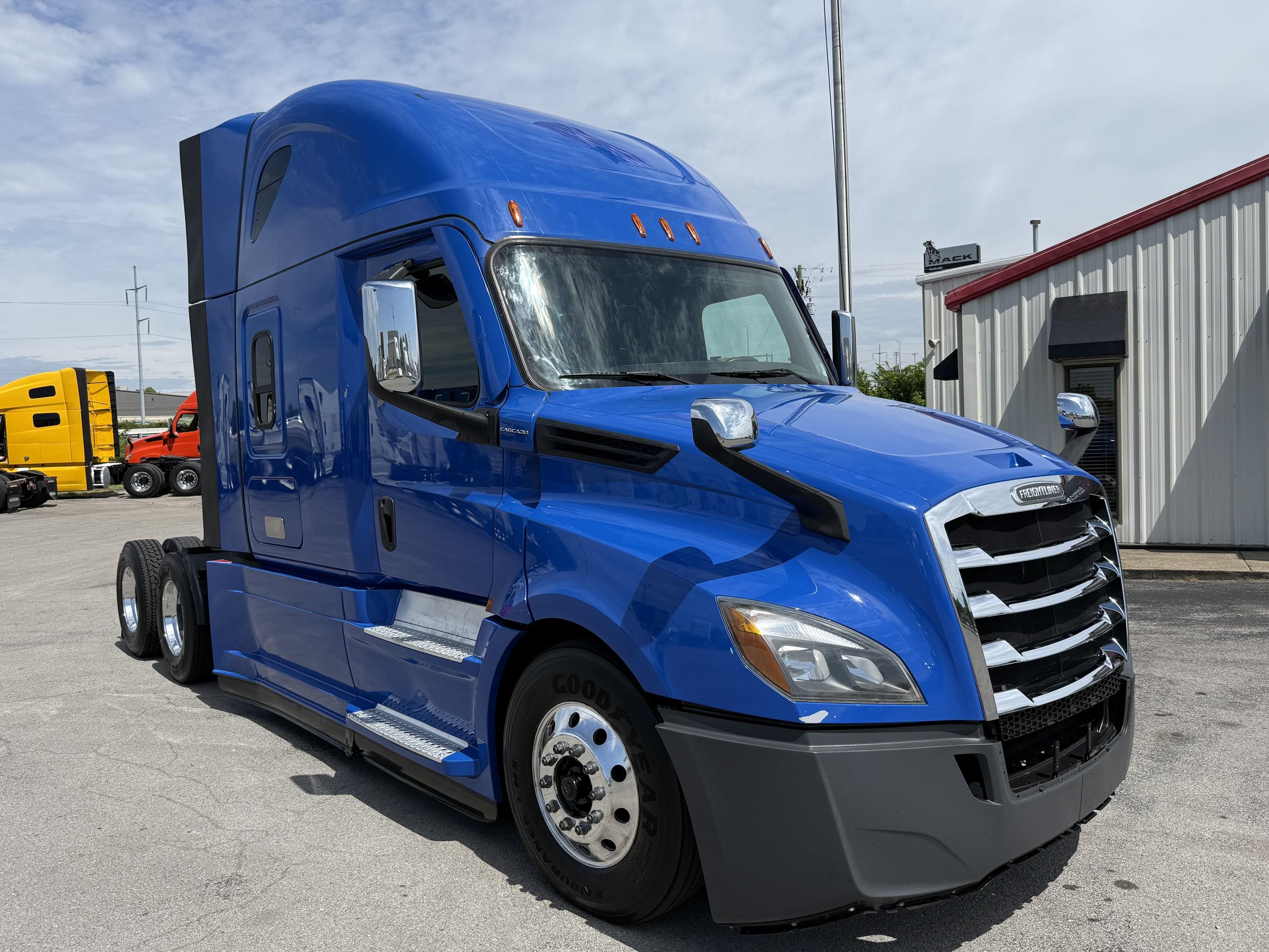 2021 Freightliner Cascadia