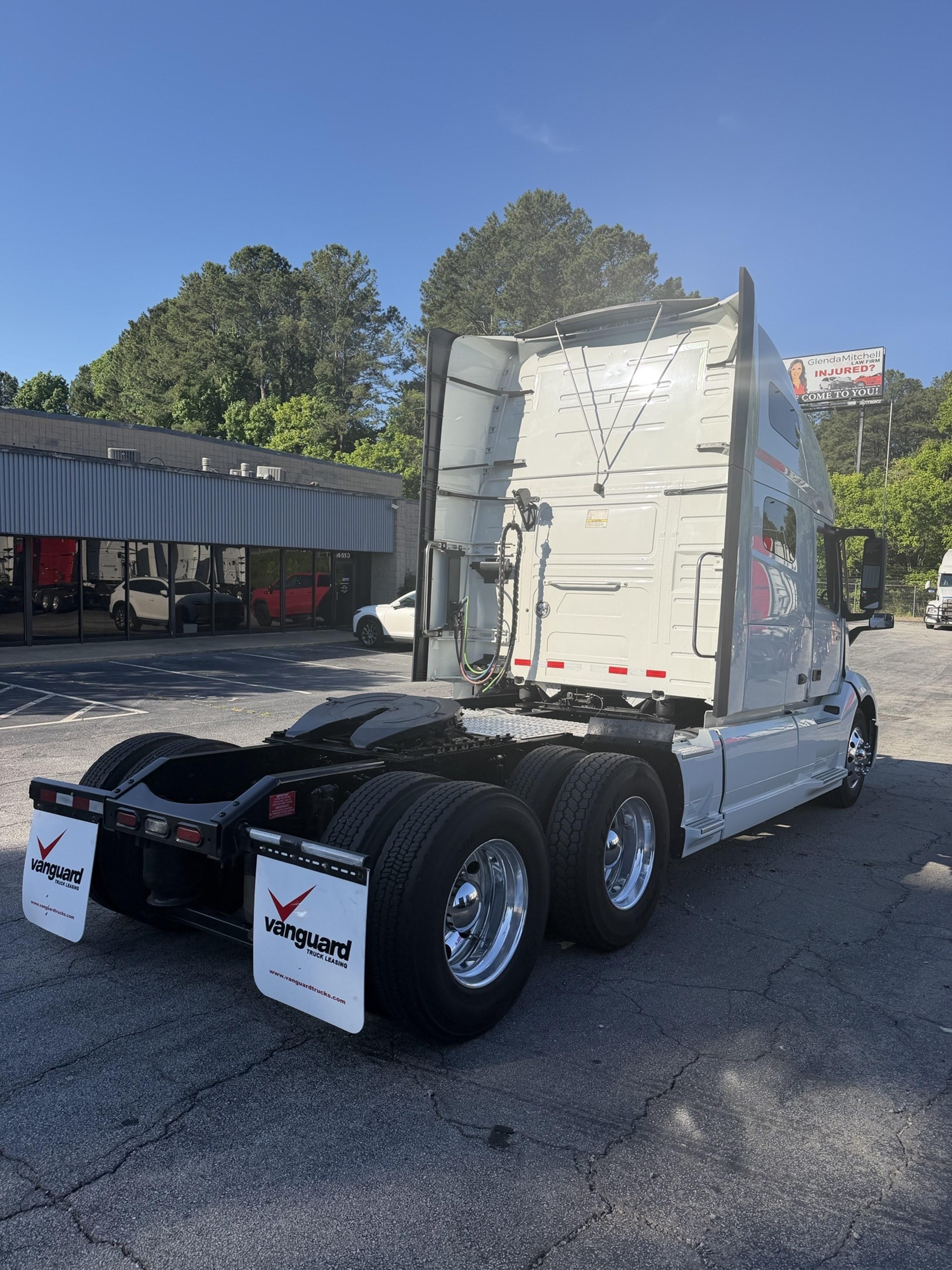 2023 Volvo VNL 760 in GUARDIAN ATLANTA — photo 6