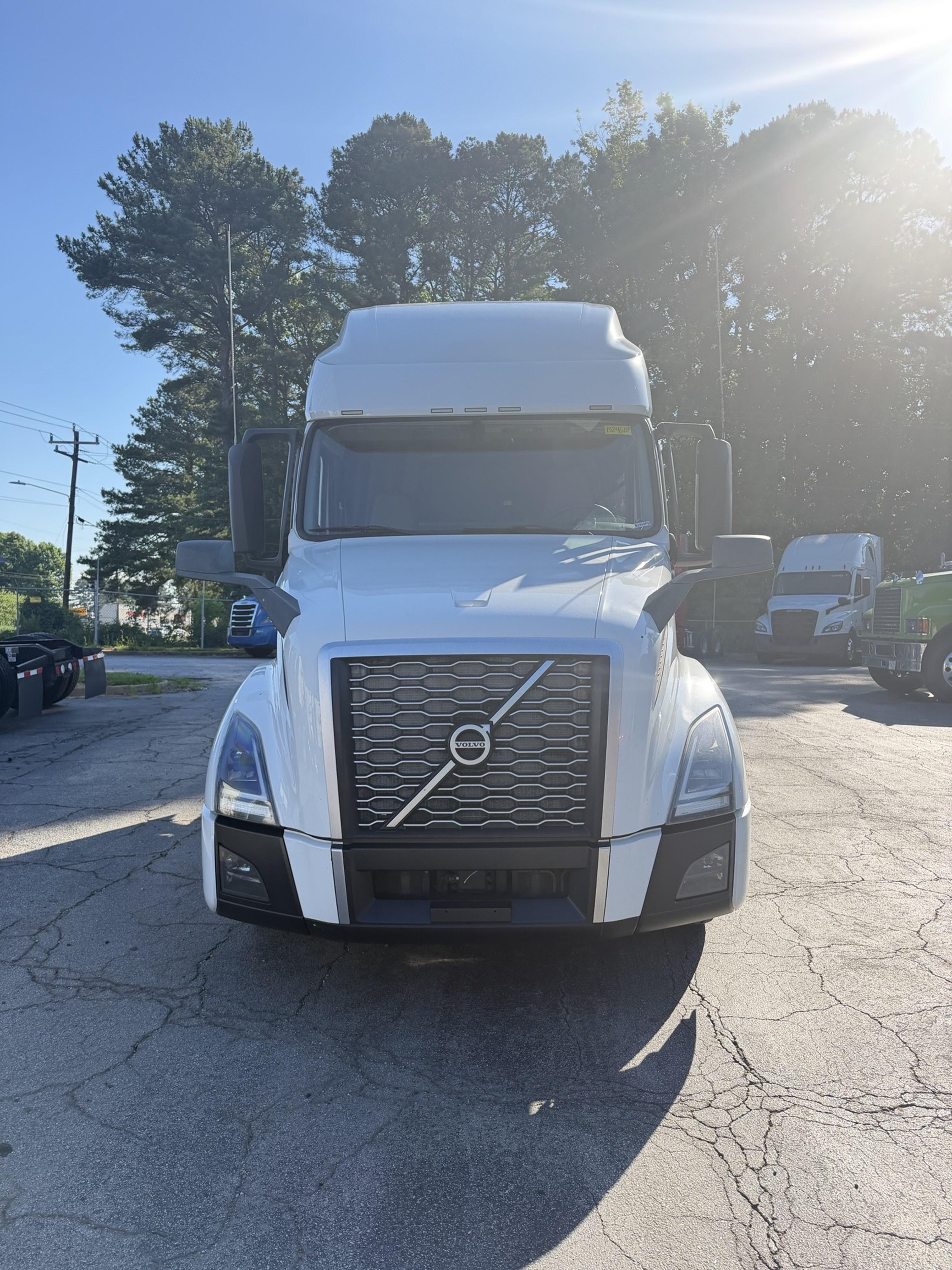 2023 Volvo VNL 760 in GUARDIAN ATLANTA — photo 9