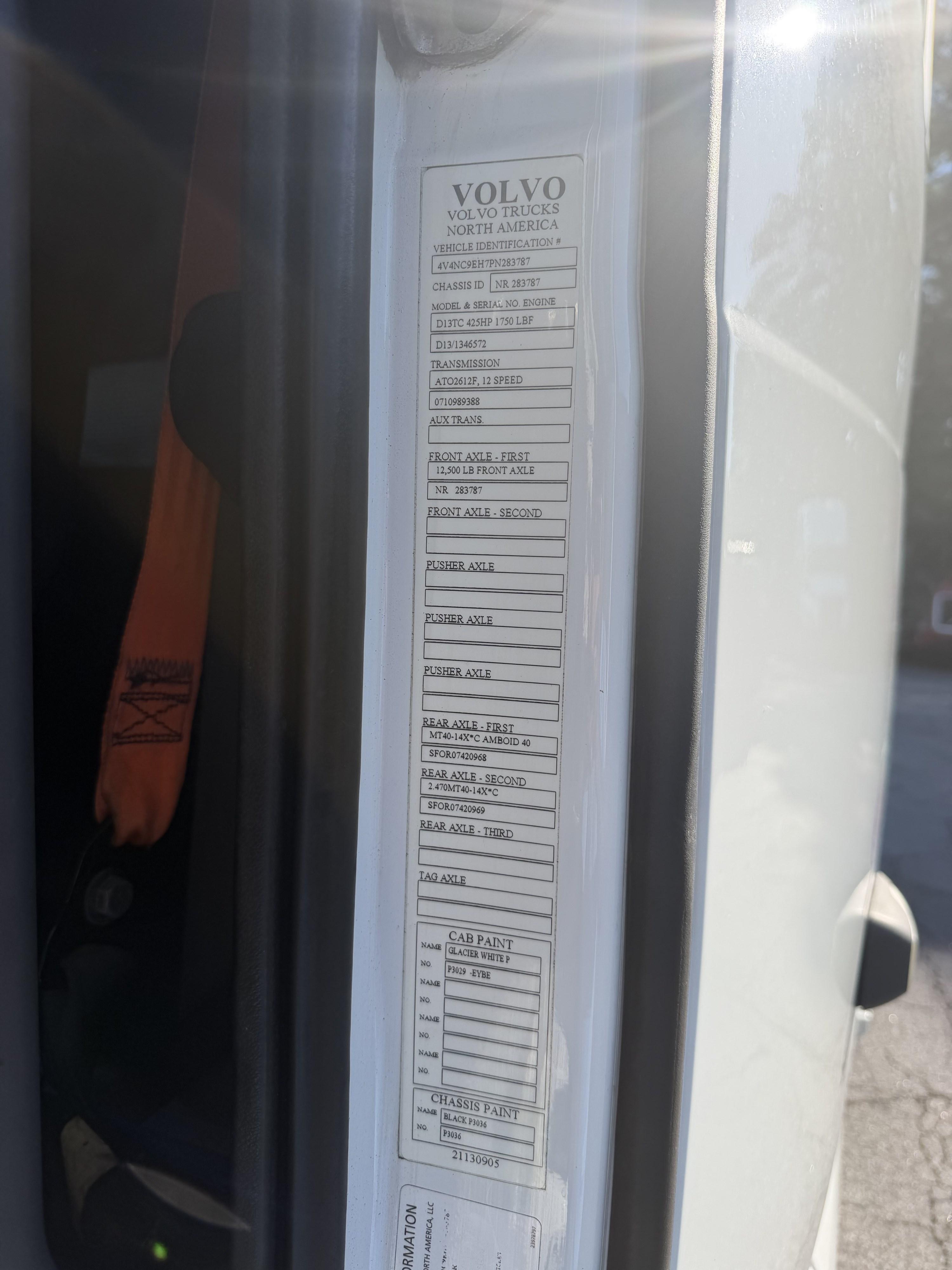2023 Volvo VNL 760 in GUARDIAN ATLANTA — photo 10