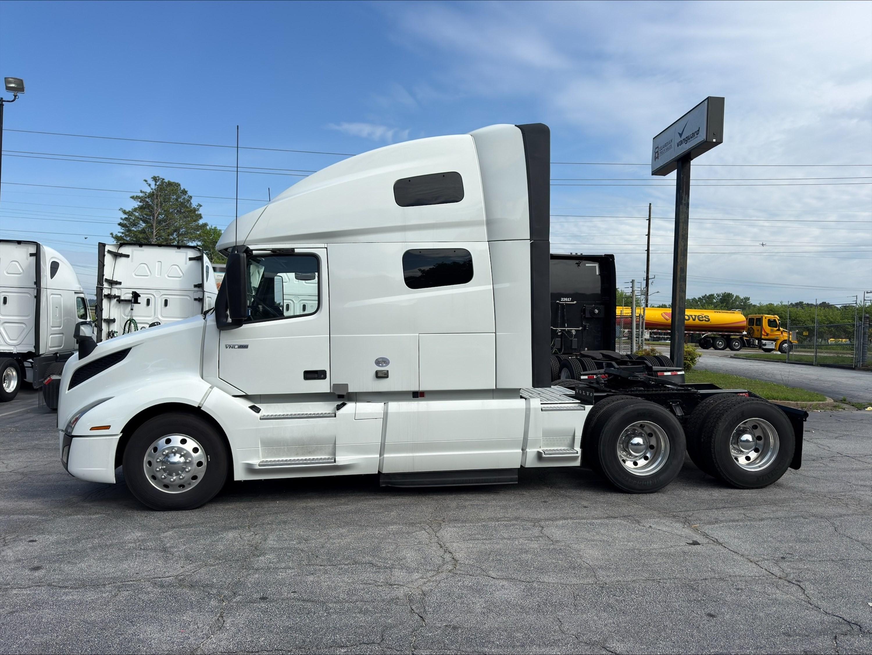 2023 Volvo VNL 760 in GUARDIAN ATLANTA — photo 2
