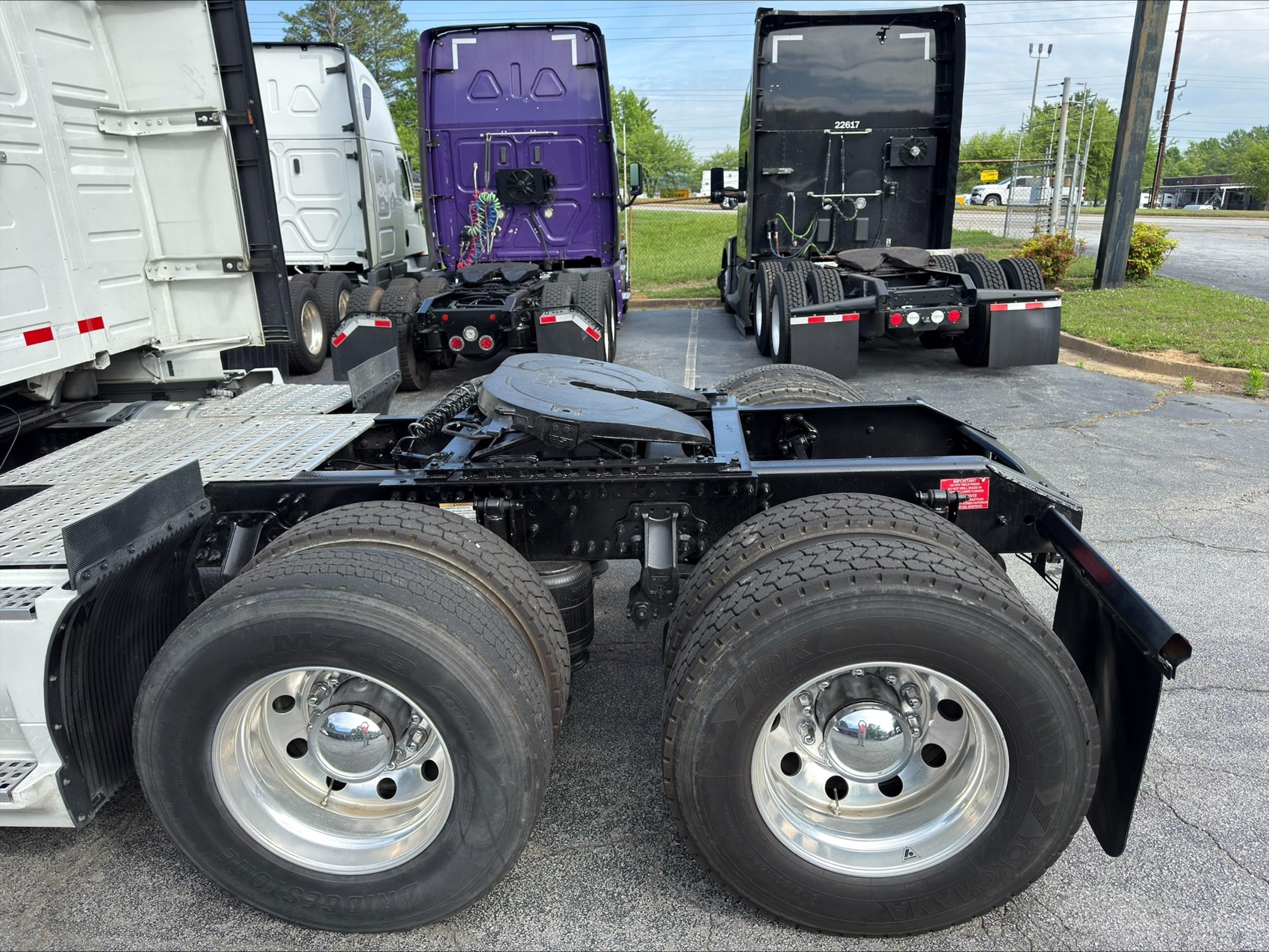 2023 Volvo VNL 760 in GUARDIAN ATLANTA — photo 3