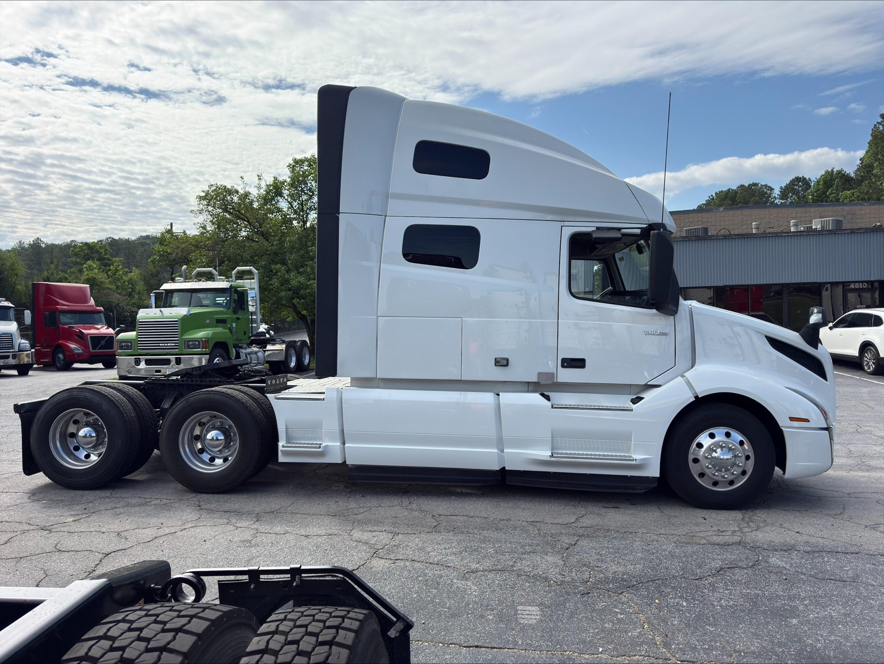 2023 Volvo VNL 760 in GUARDIAN ATLANTA — photo 6