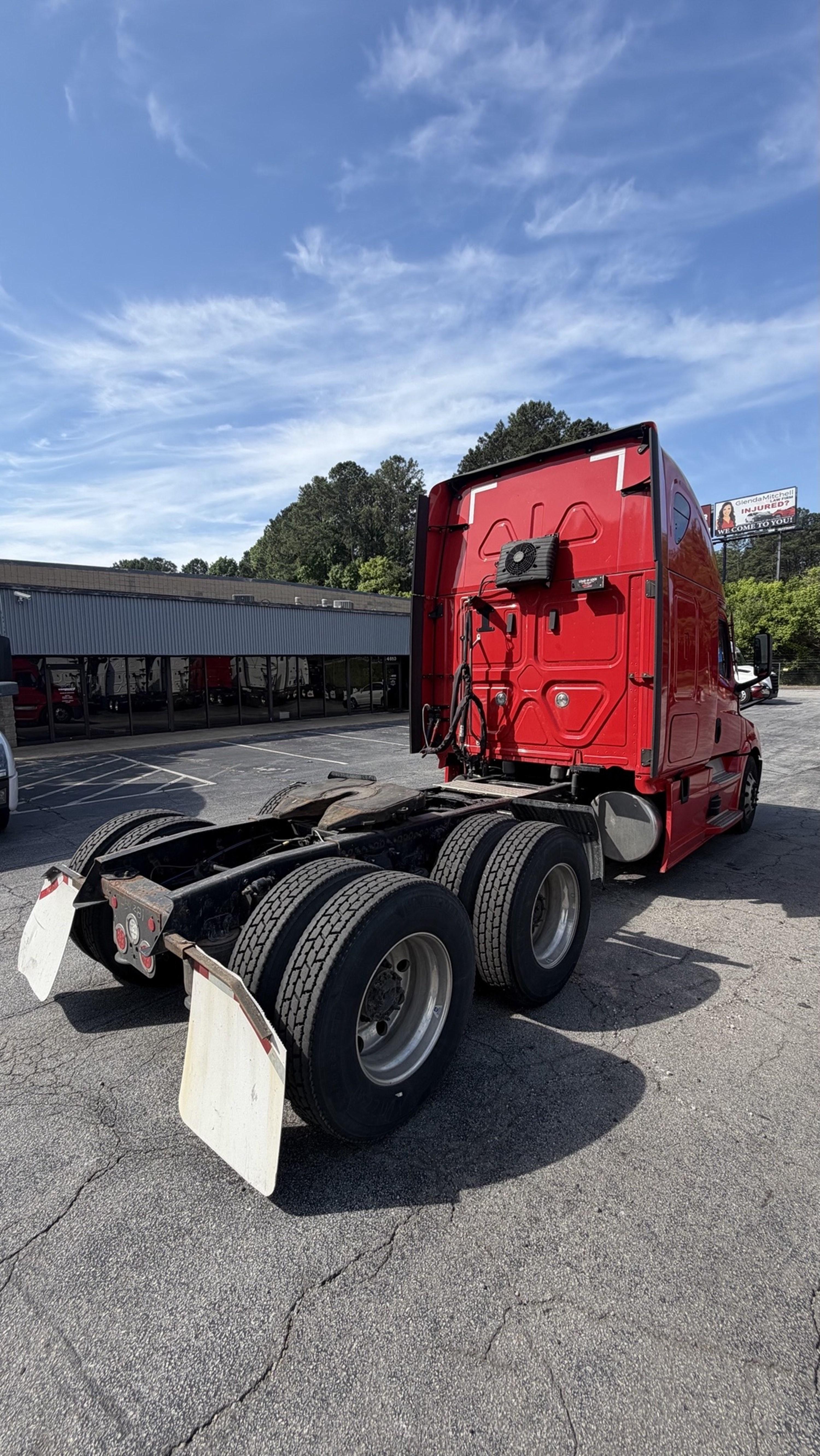 2023 Freightliner Cascadia in GUARDIAN ATLANTA — photo 4