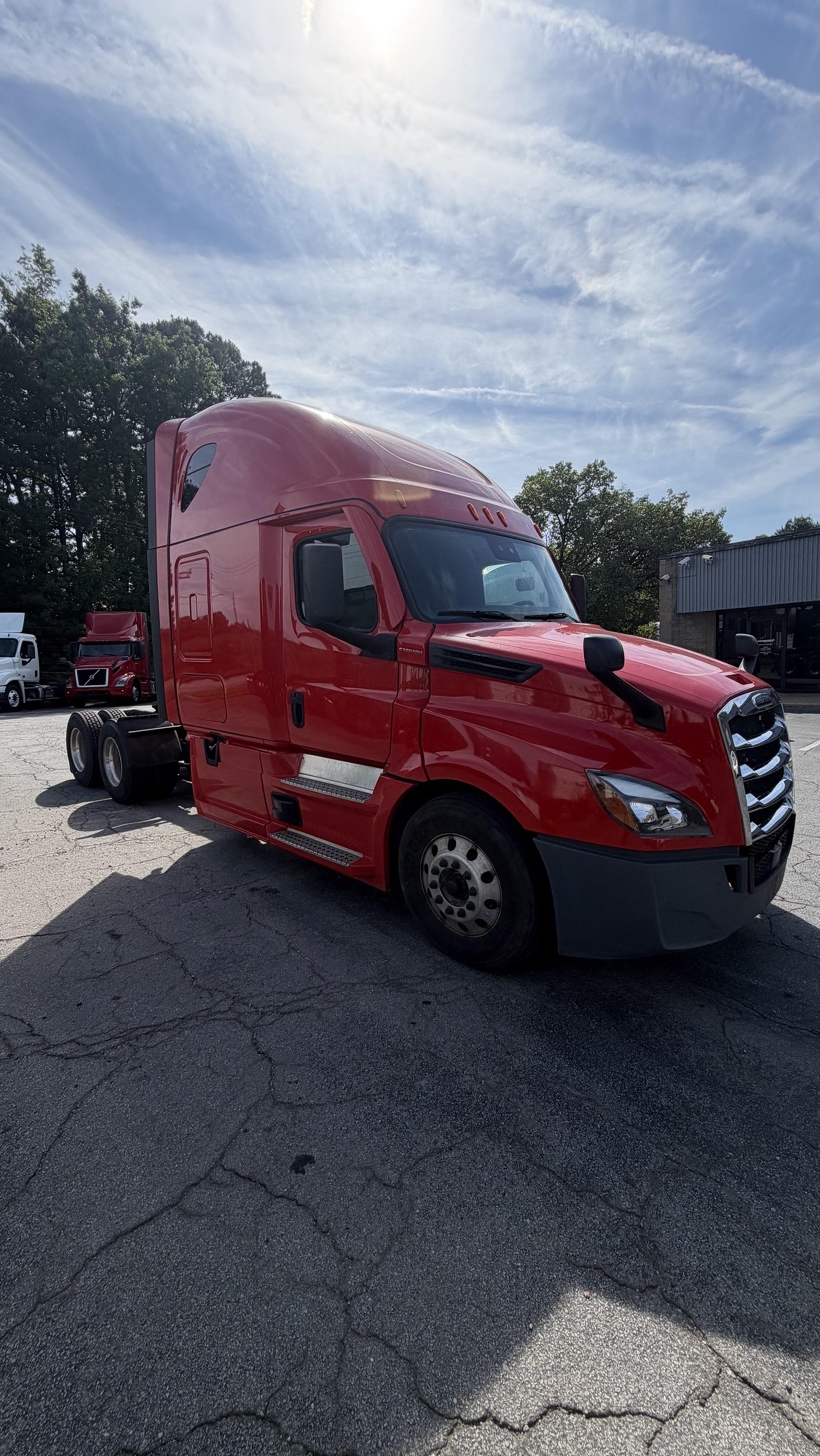 2023 Freightliner Cascadia in GUARDIAN ATLANTA — photo 5