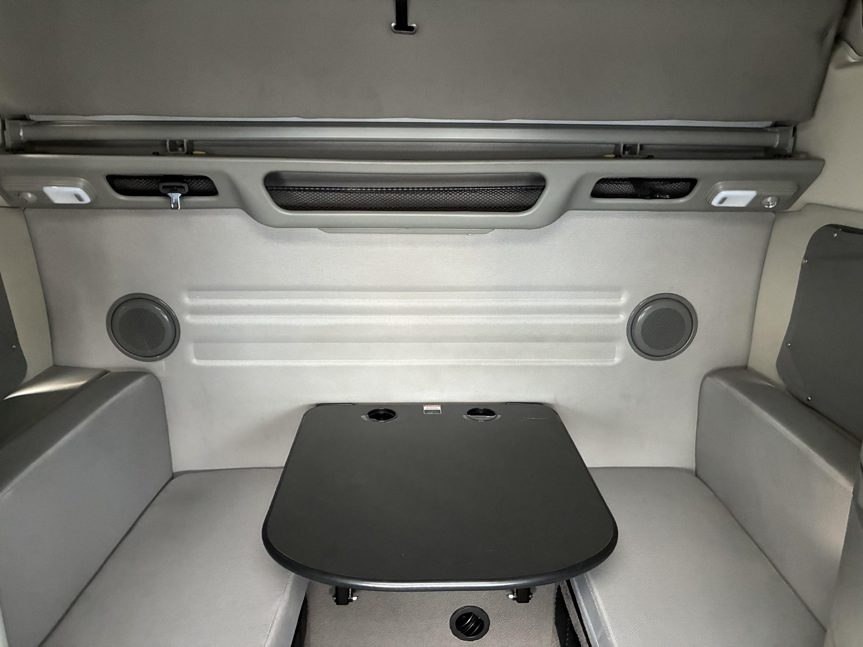 2025 Volvo VNL 860 in CHARLOTTE, NC — photo 13