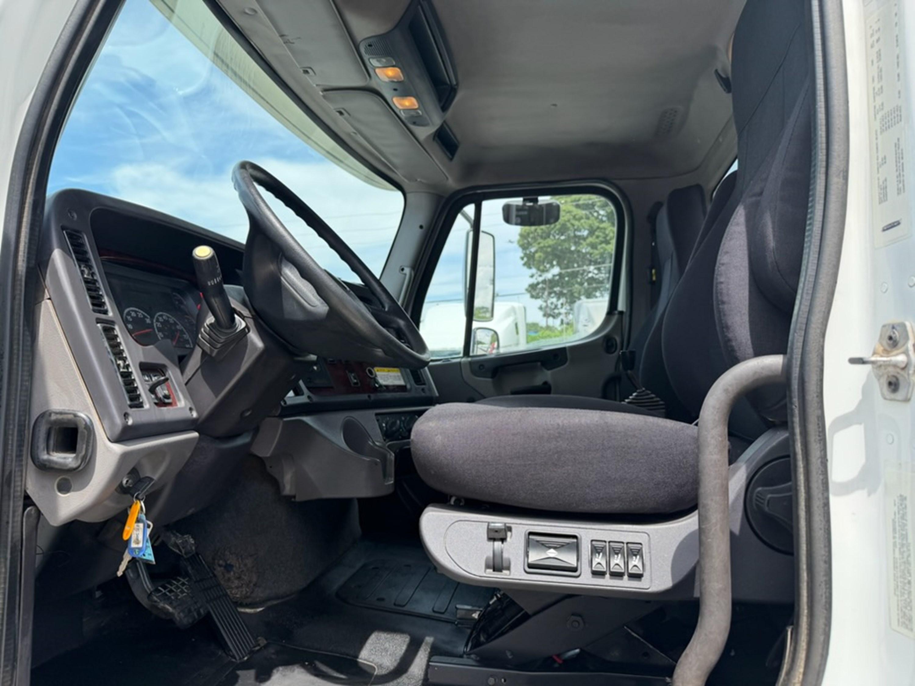 2018 Freightliner 114SD in SAVANNAH, GA — photo 7