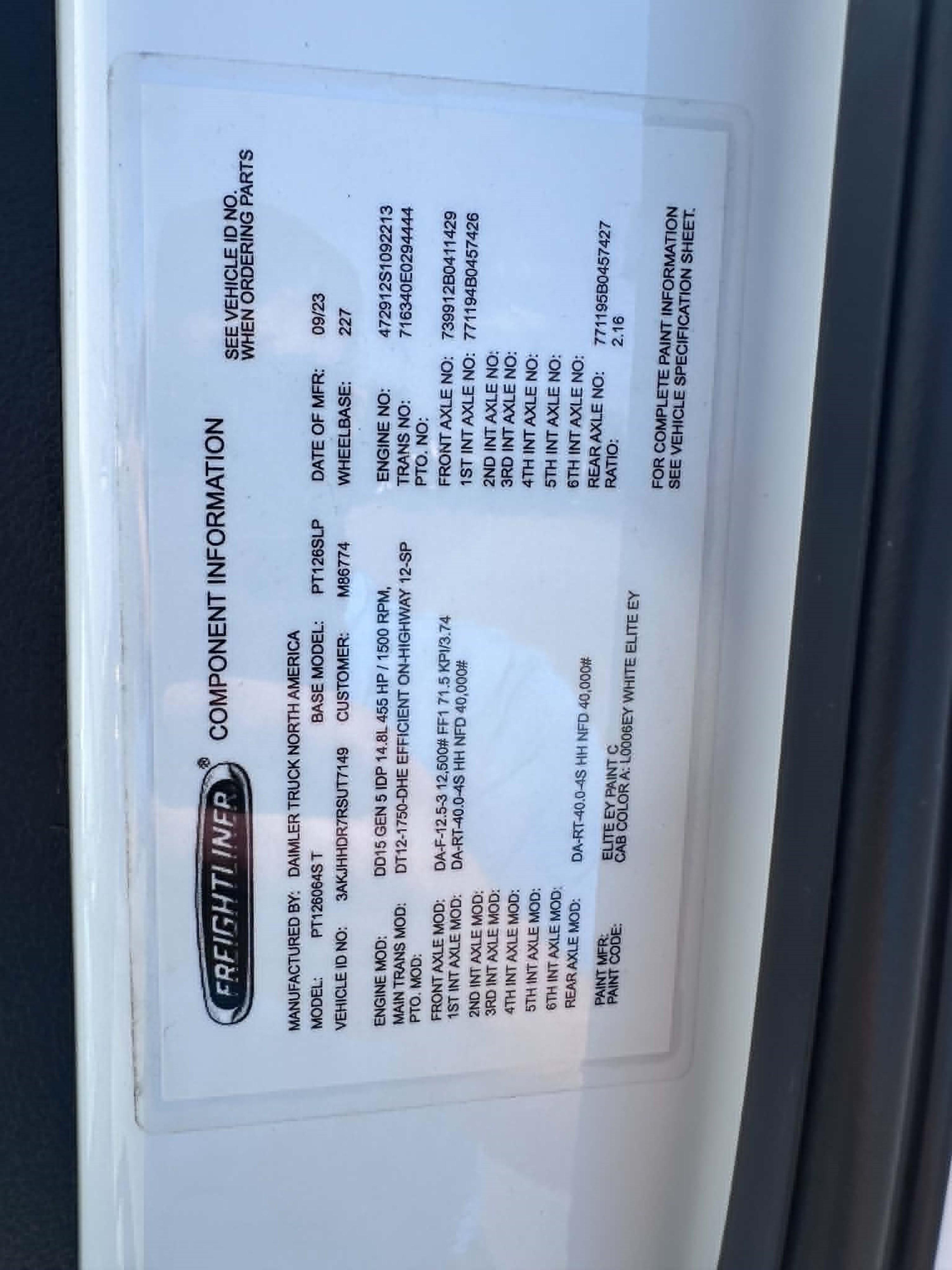 2024 Freightliner Cascadia in FRANKLIN, KY — photo 18