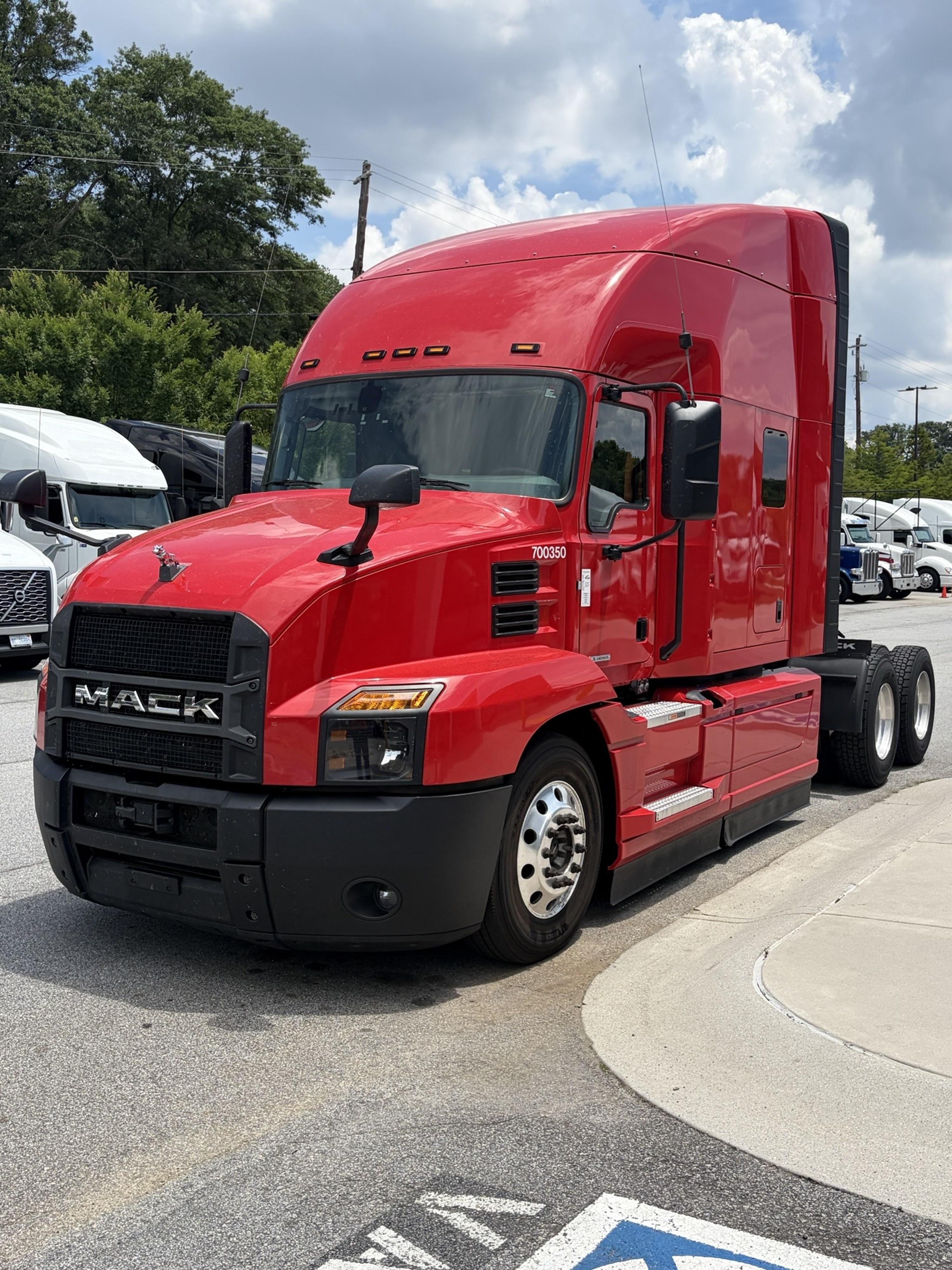 2024 Mack Anthem in LA VERGNE — photo 6