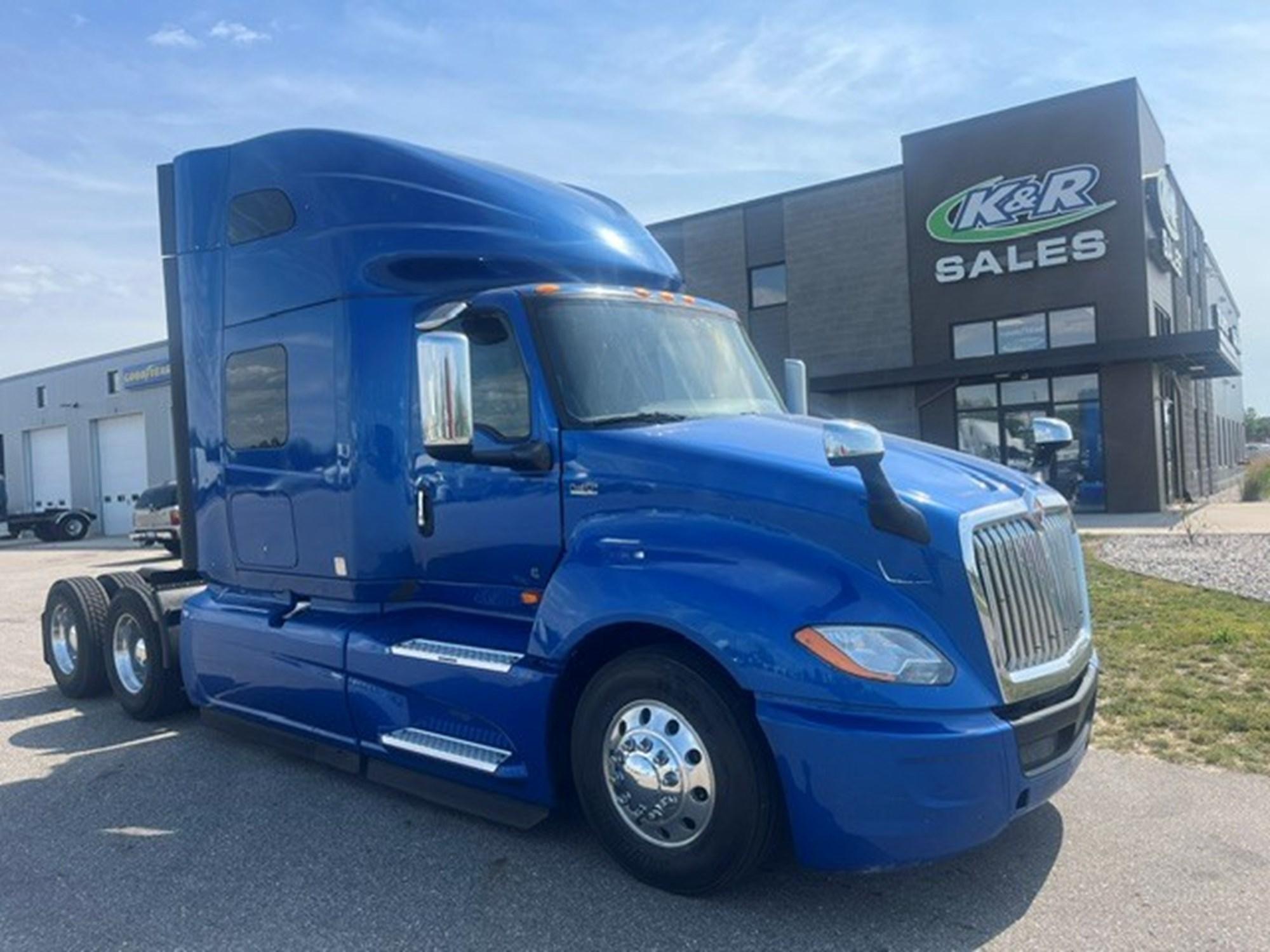 2020 International LT