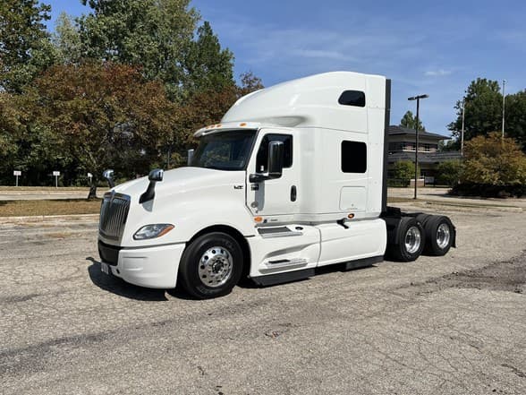 2021 International LT