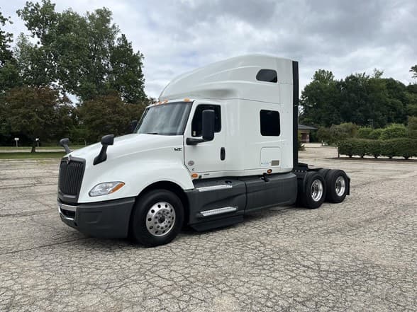 2022 International LT