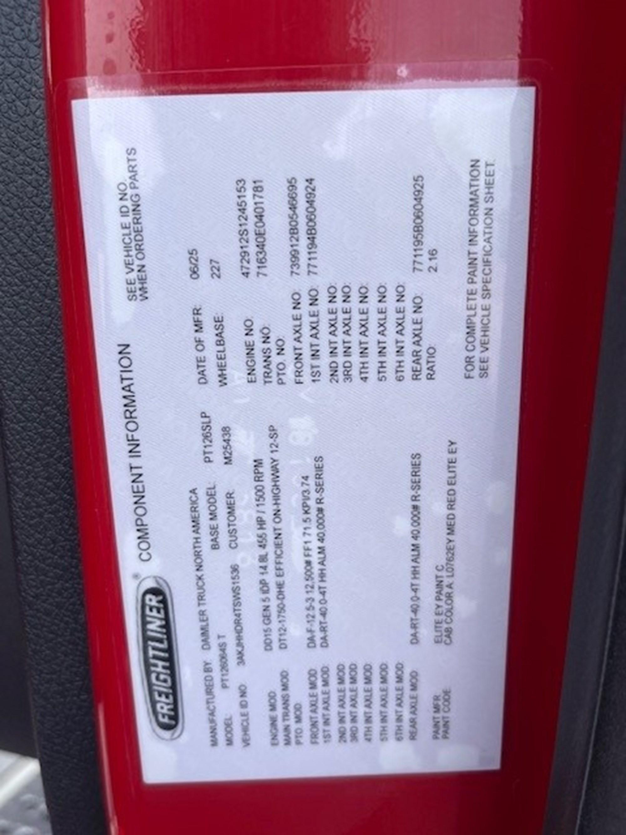 2026 Freightliner Cascadia in MI — photo 2
