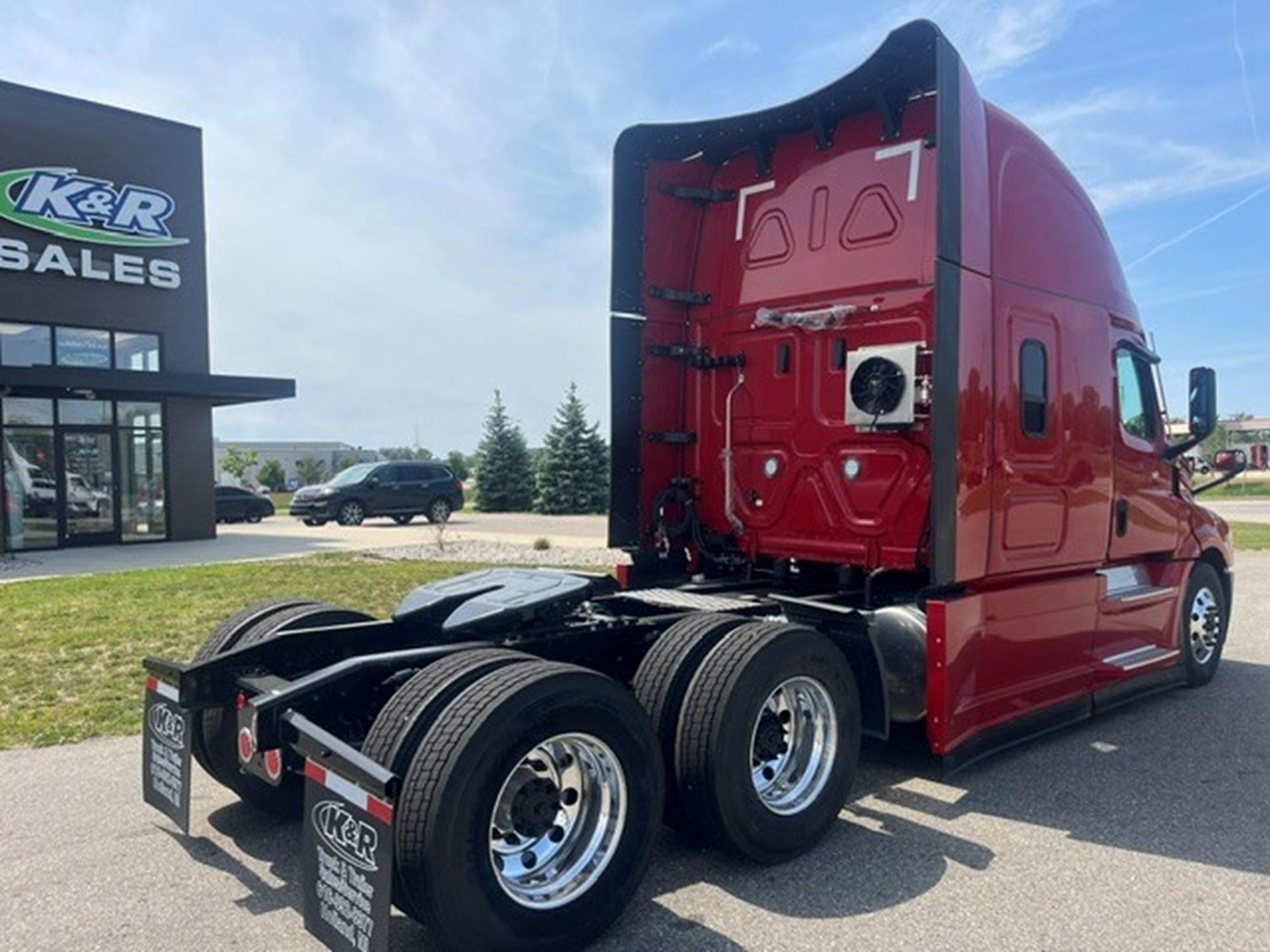 2026 Freightliner Cascadia in MI — photo 20