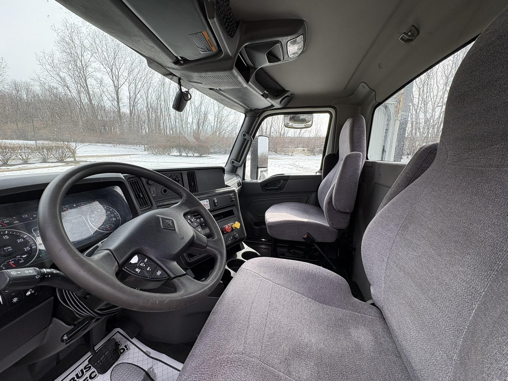 2021 International LT in West Michigan International, MI — photo 14