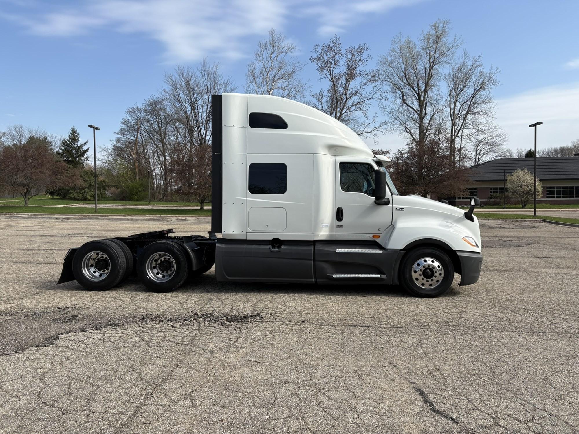2024 International LT in West Michigan International, MI — photo 2