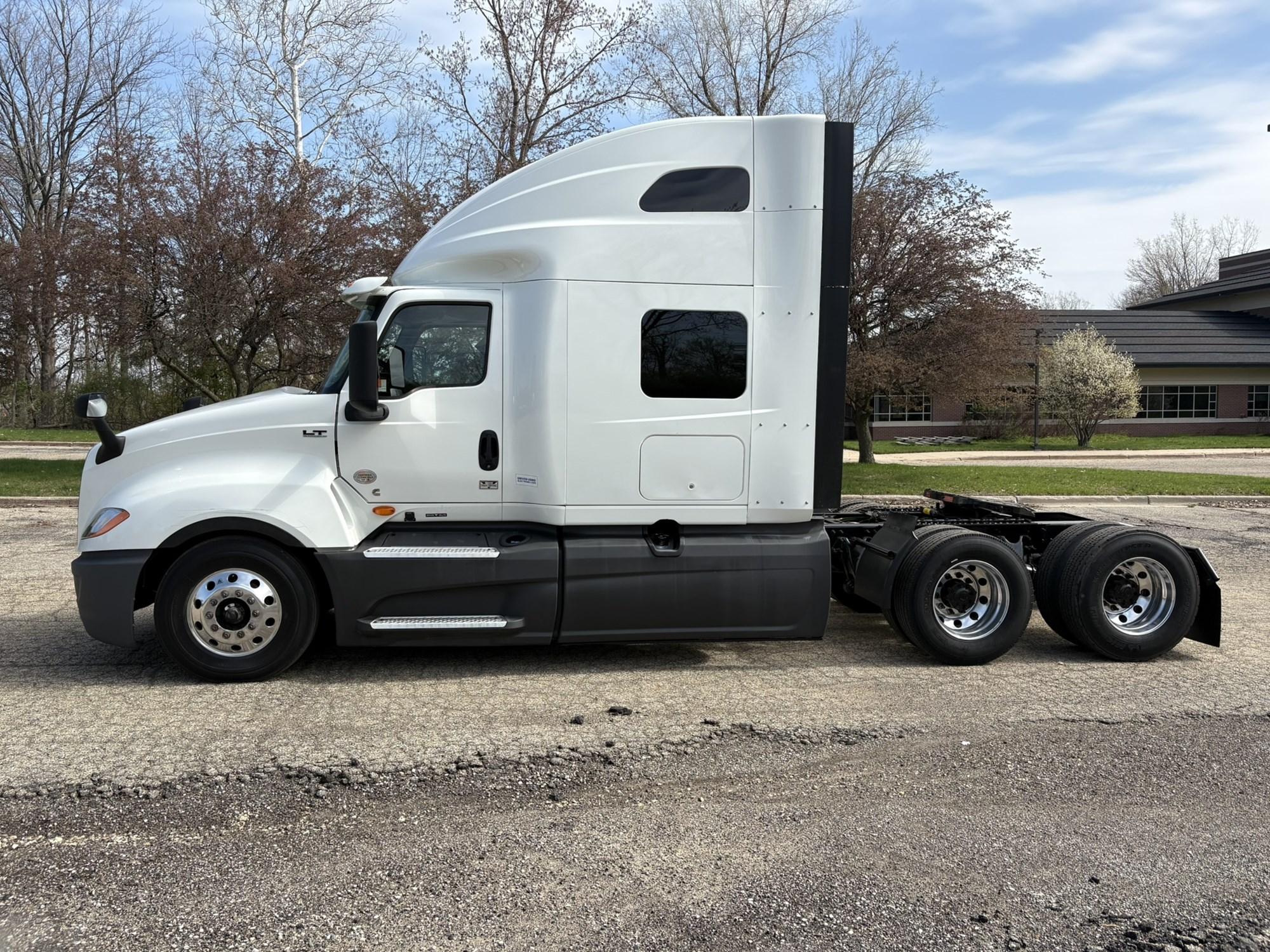 2024 International LT in West Michigan International, MI — photo 5