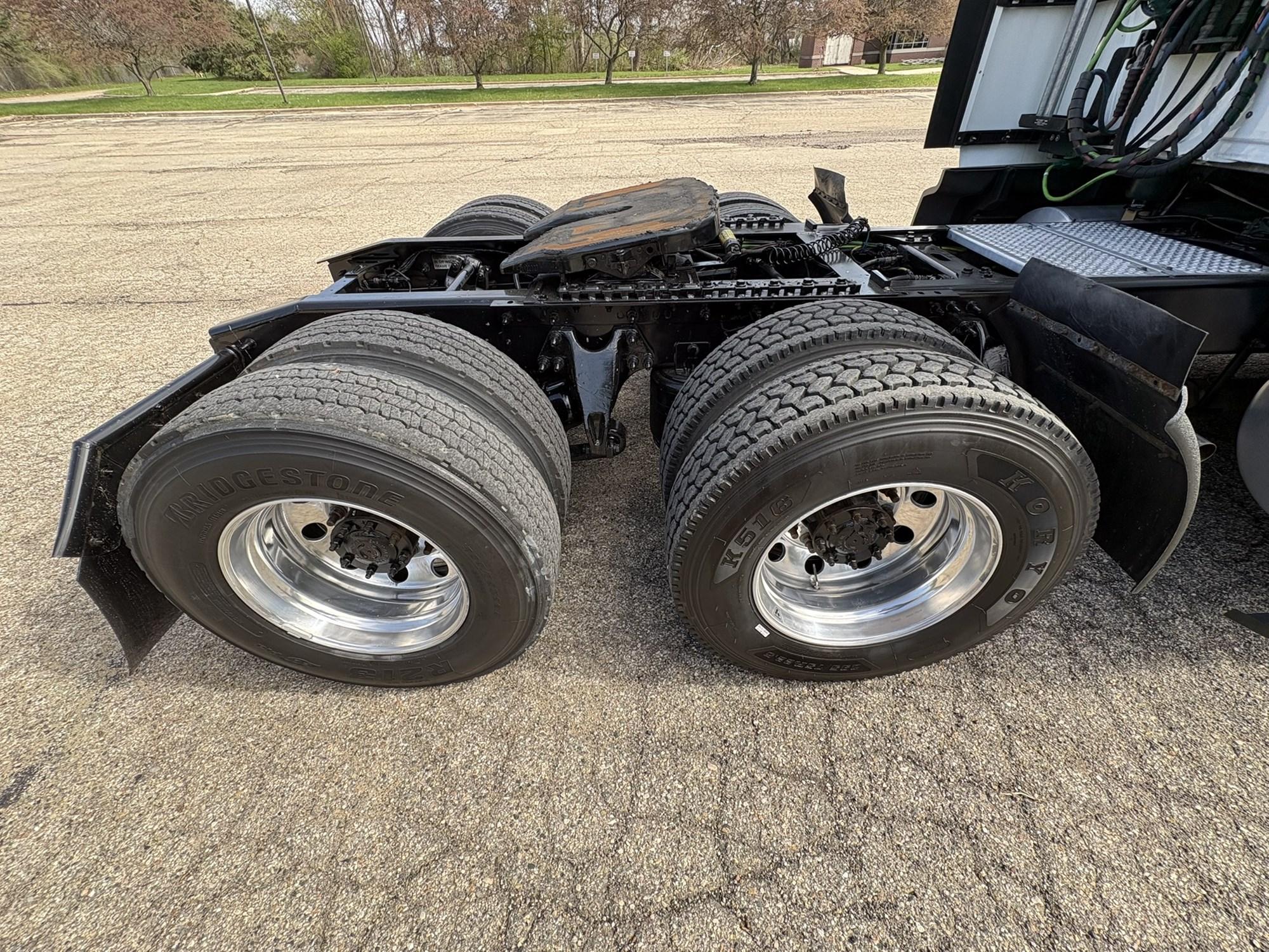 2024 International LT in West Michigan International, MI — photo 11