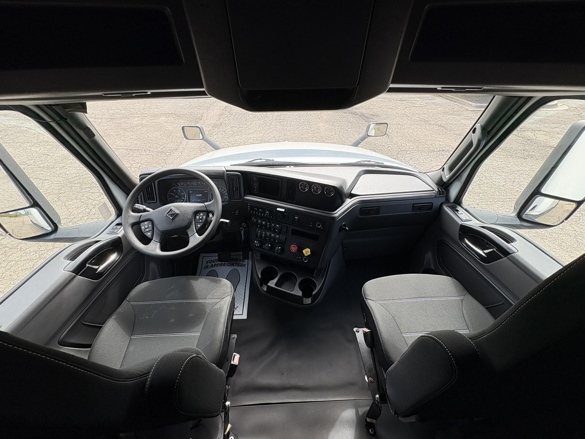 2024 International LT in West Michigan International, MI — photo 17