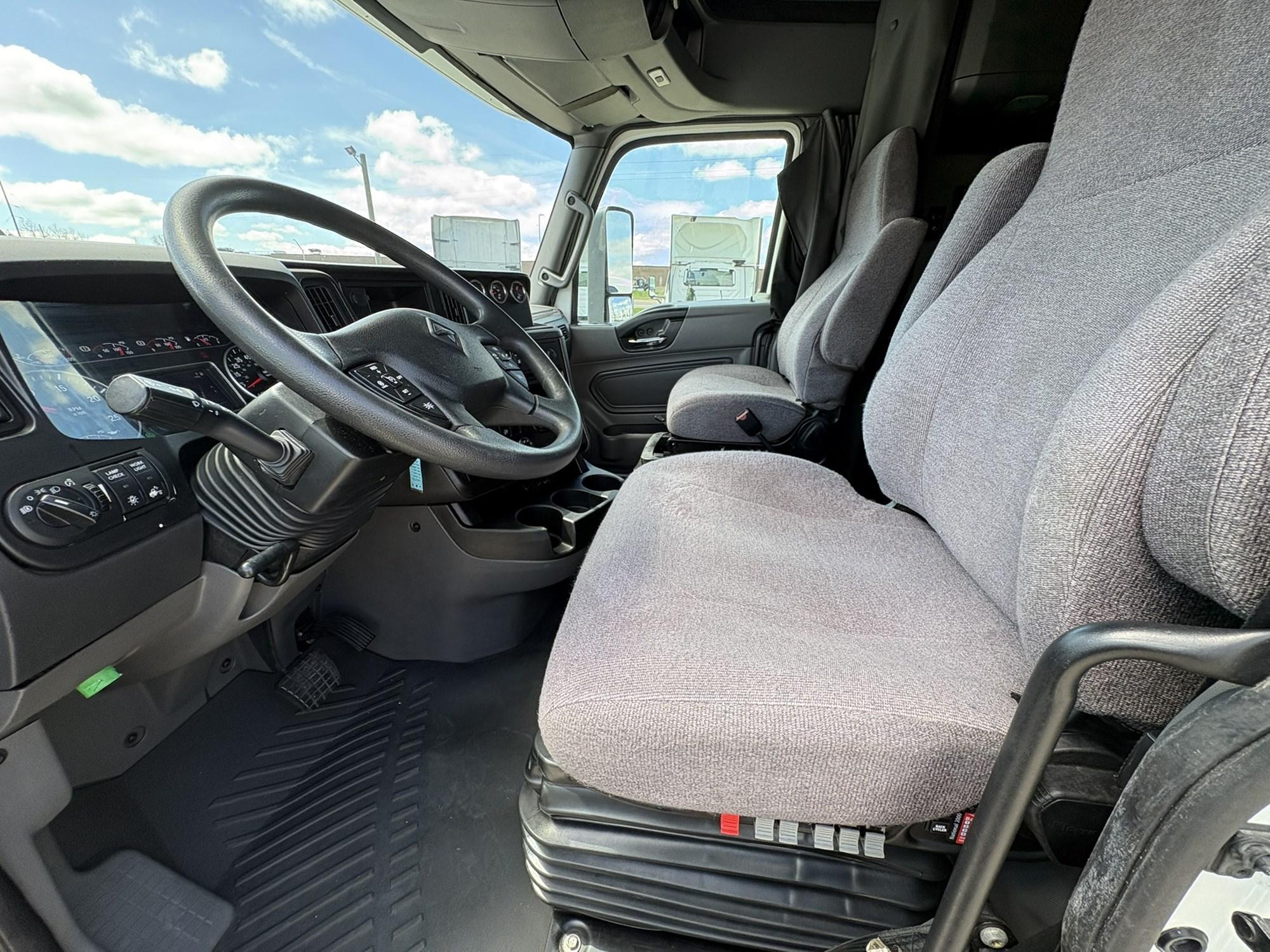 2024 International LT in West Michigan International, MI — photo 13
