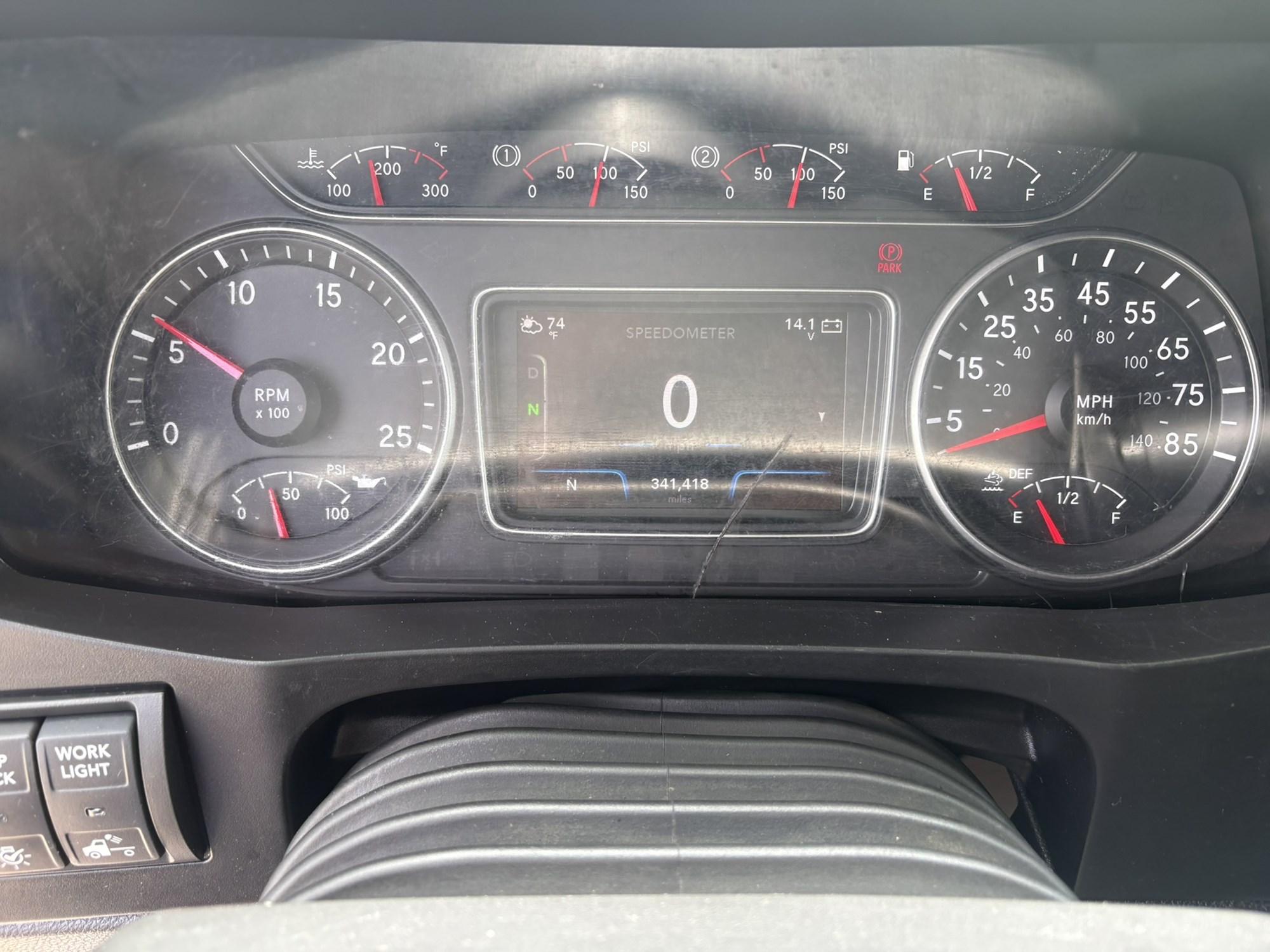 2024 International LT in West Michigan International, MI — photo 15