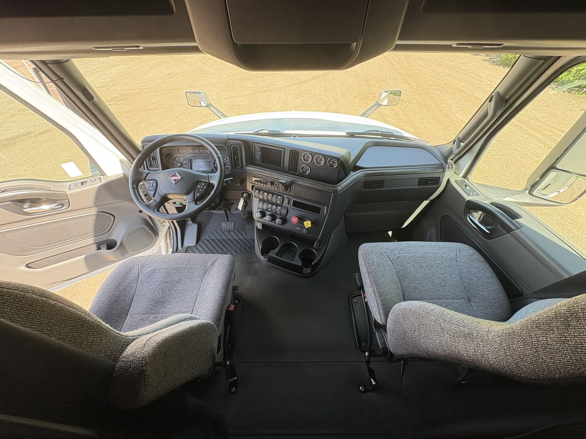 2025 International LT in West Michigan International, MI — photo 19