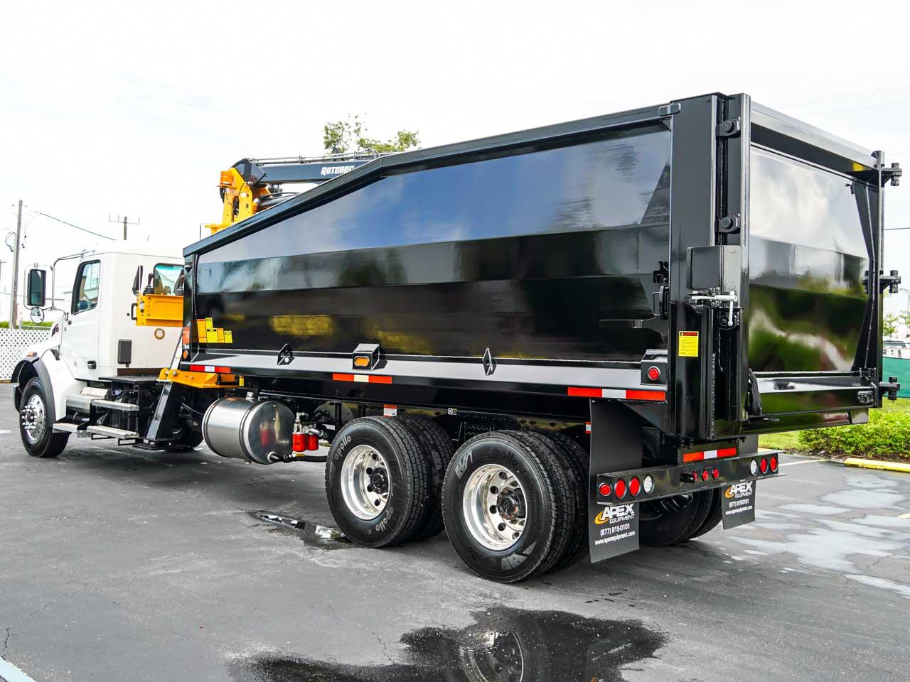 2025 Peterbilt 548 — photo 4