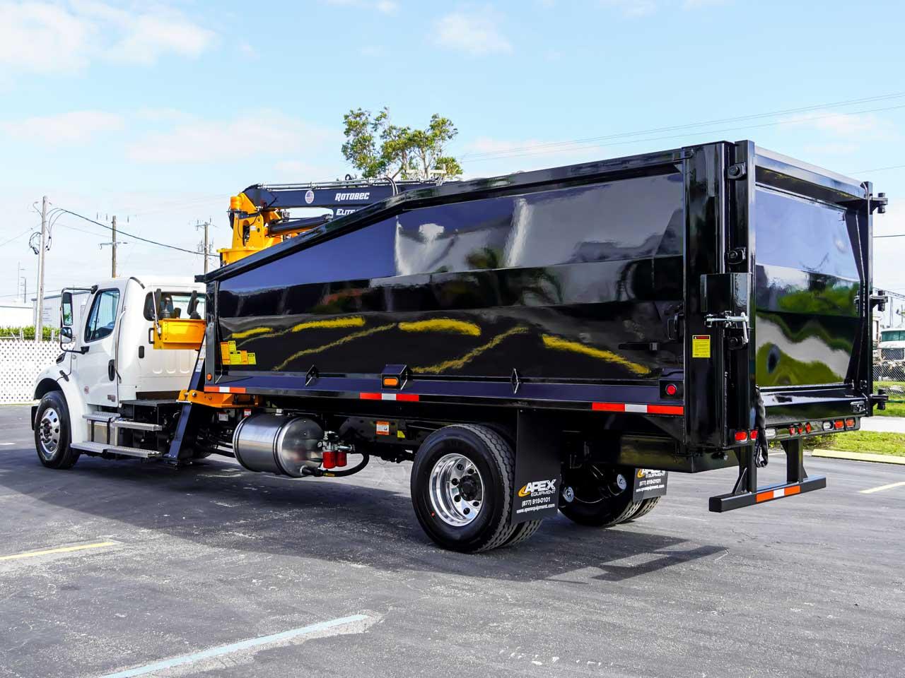 2025 Freightliner — photo 4
