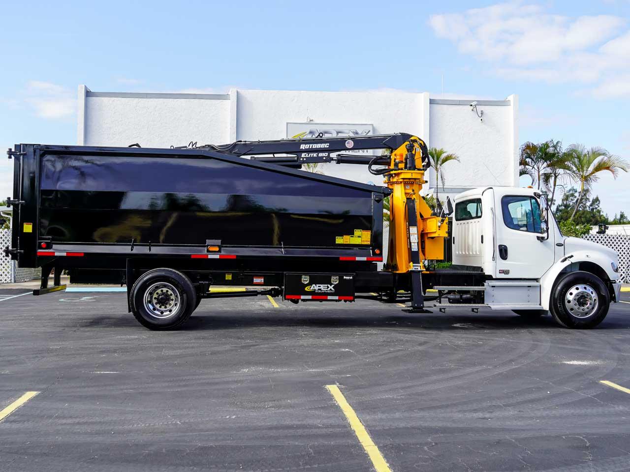 2025 Freightliner — photo 5