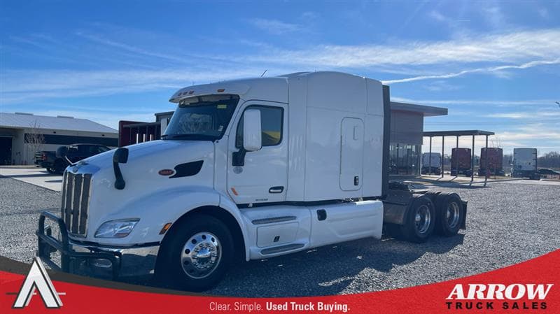 2021 Peterbilt 579 in North Little Rock, AR