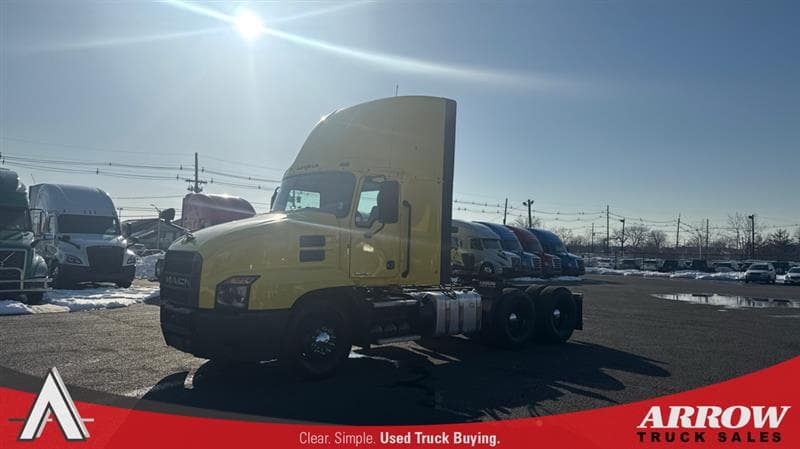 2023 Mack Anthem in Elizabeth, NJ