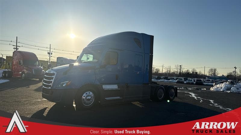 2022 Freightliner Cascadia in Elizabeth, NJ