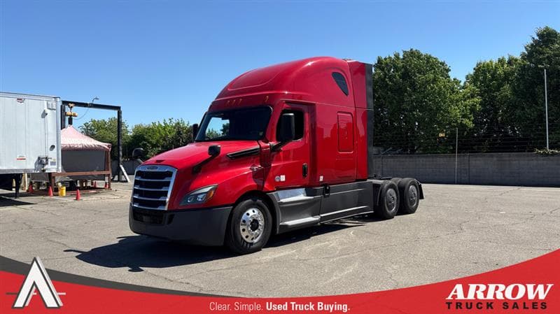 2022 Freightliner Cascadia in French Camp, CA