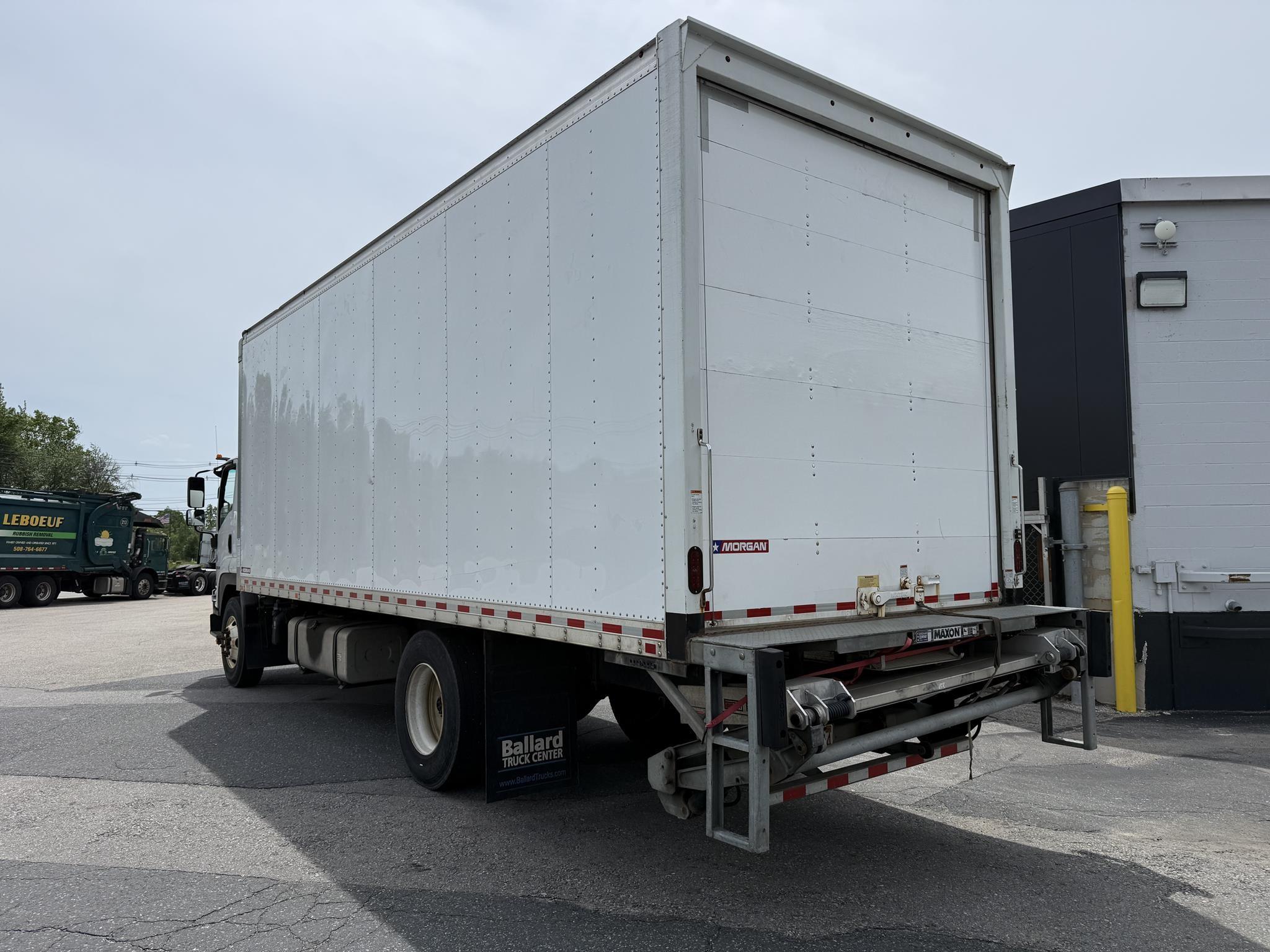2020 Isuzu FTR — photo 5