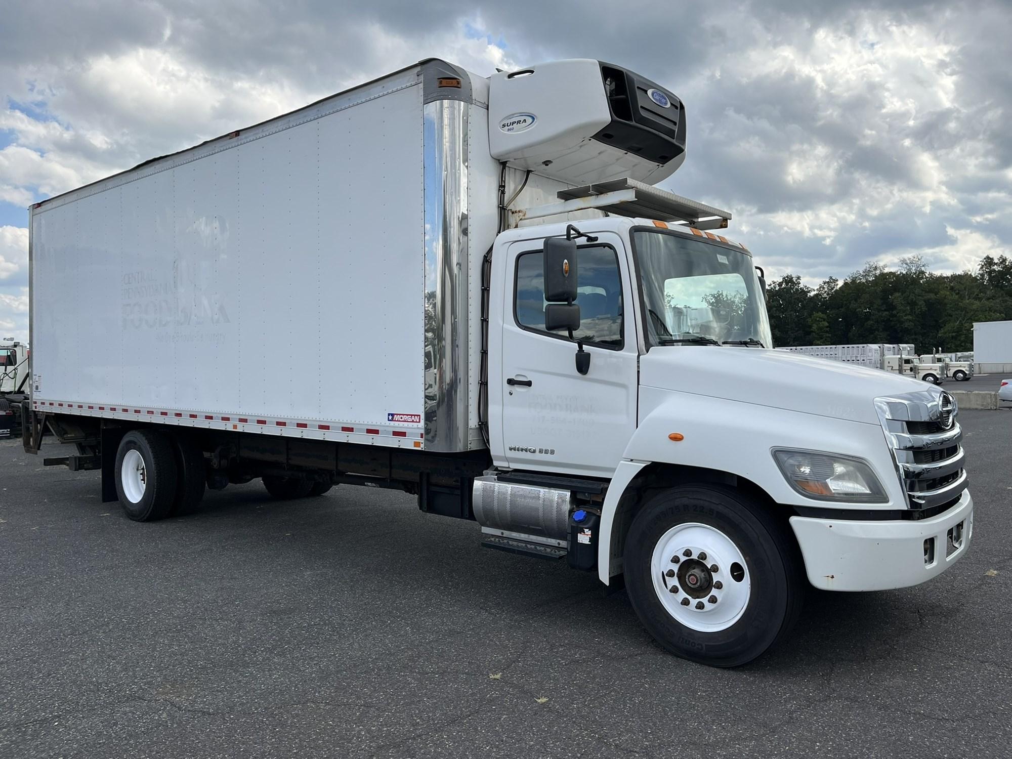 2018 Hino 338 — photo 3