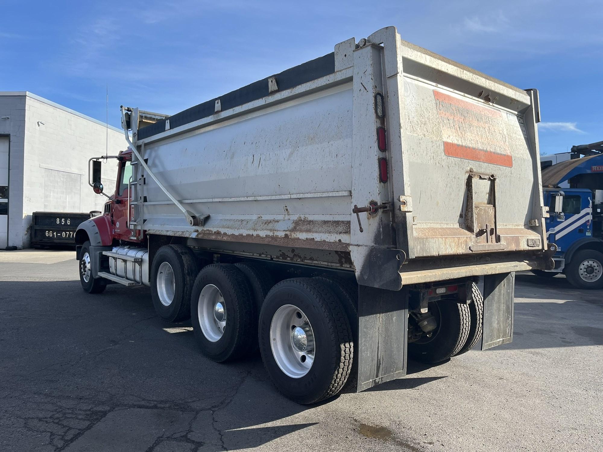 2019 Mack Granite — photo 6