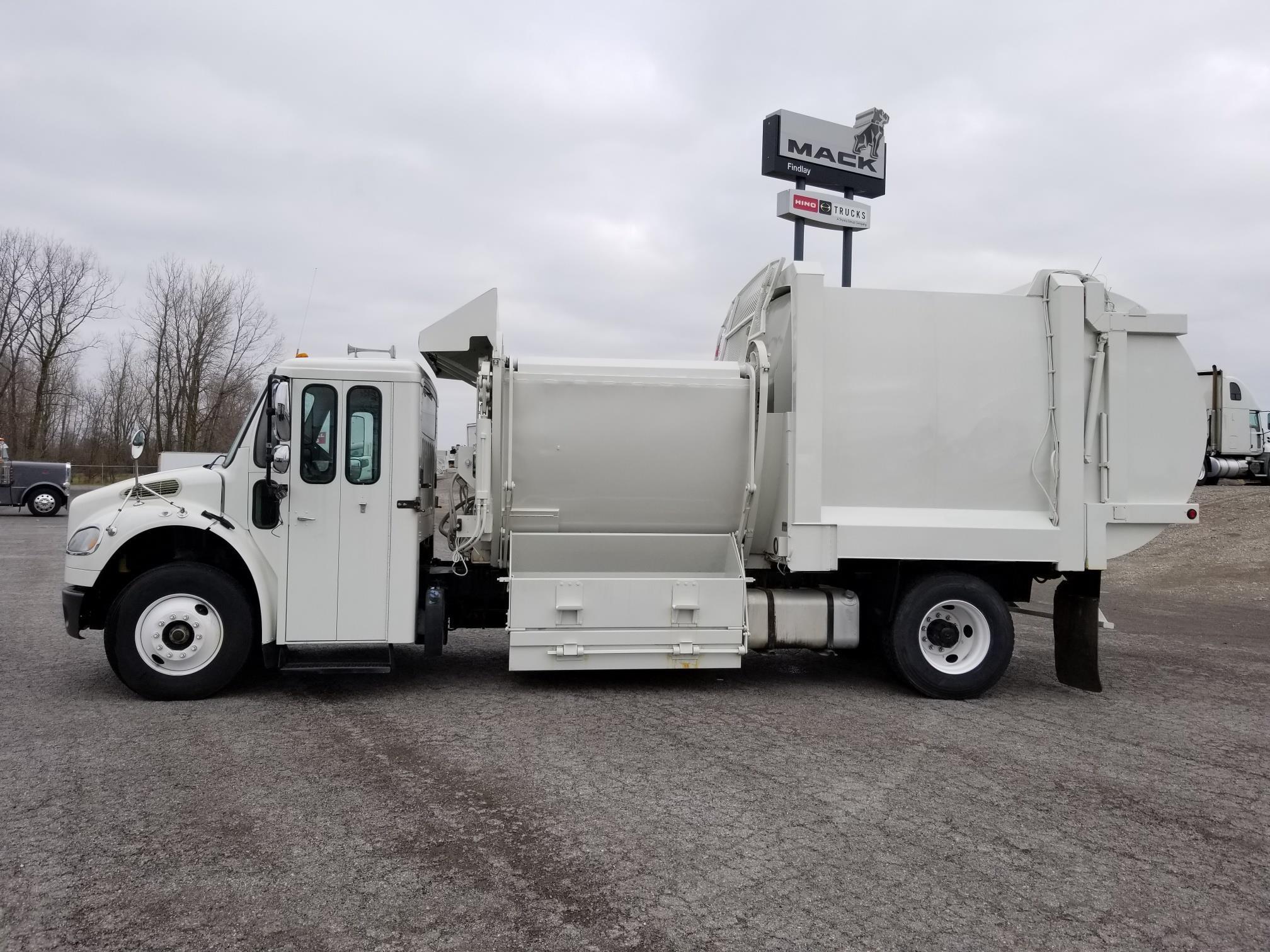 2011 Freightliner — photo 6