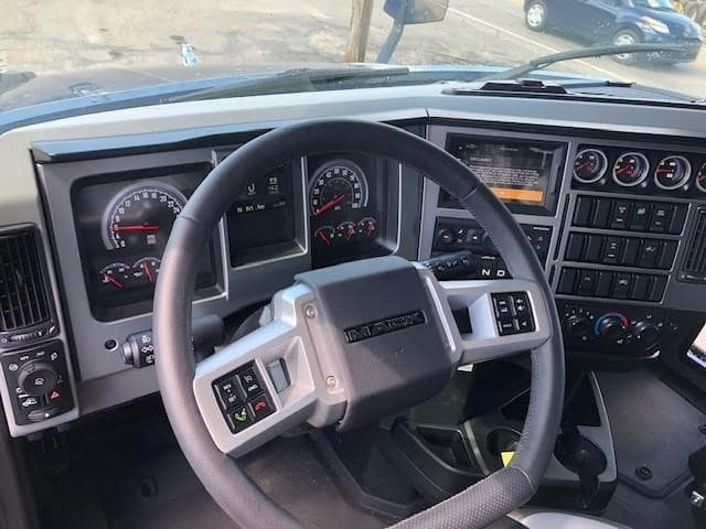 2026 Mack Anthem — photo 4