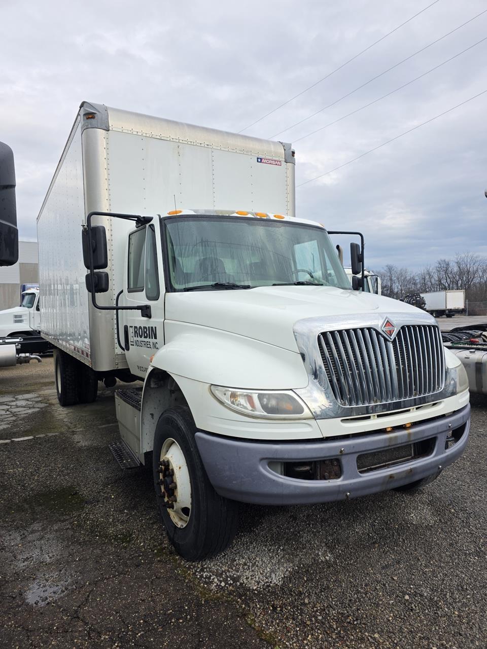 2016 International 4300 — photo 2